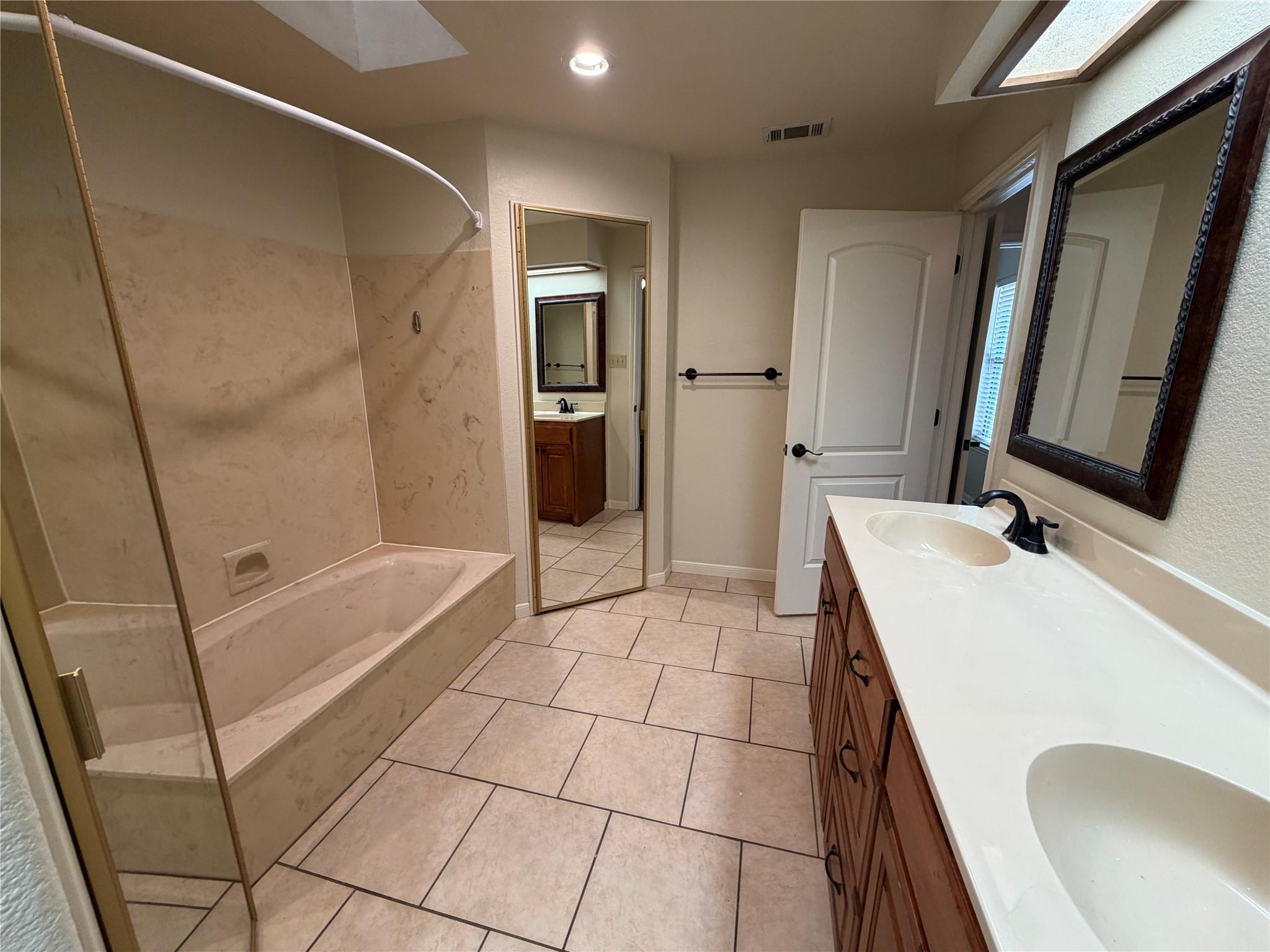 11810 Rain Forest CV