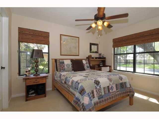 11810 Rain Forest CV