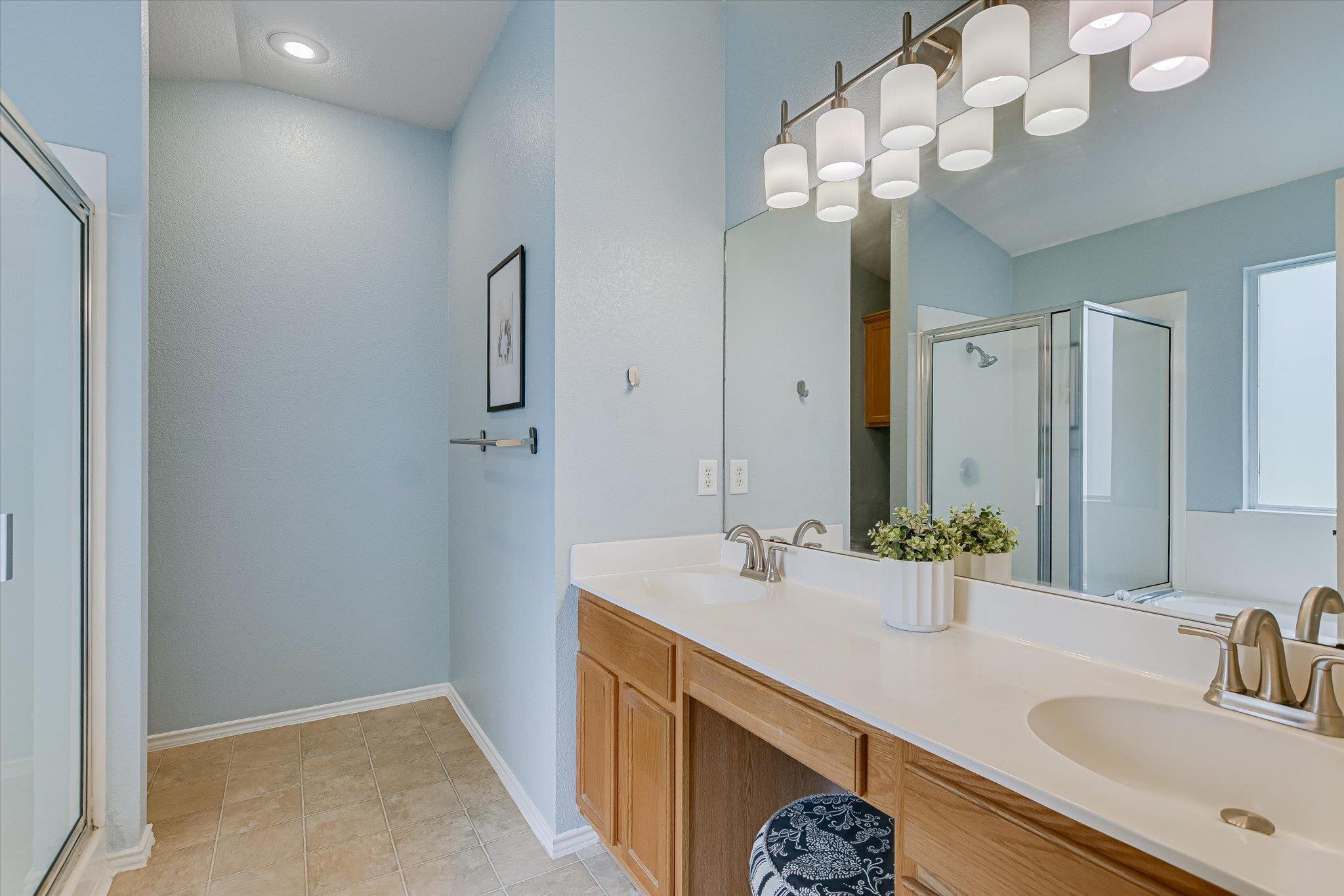 1138 Stone Forest TRL