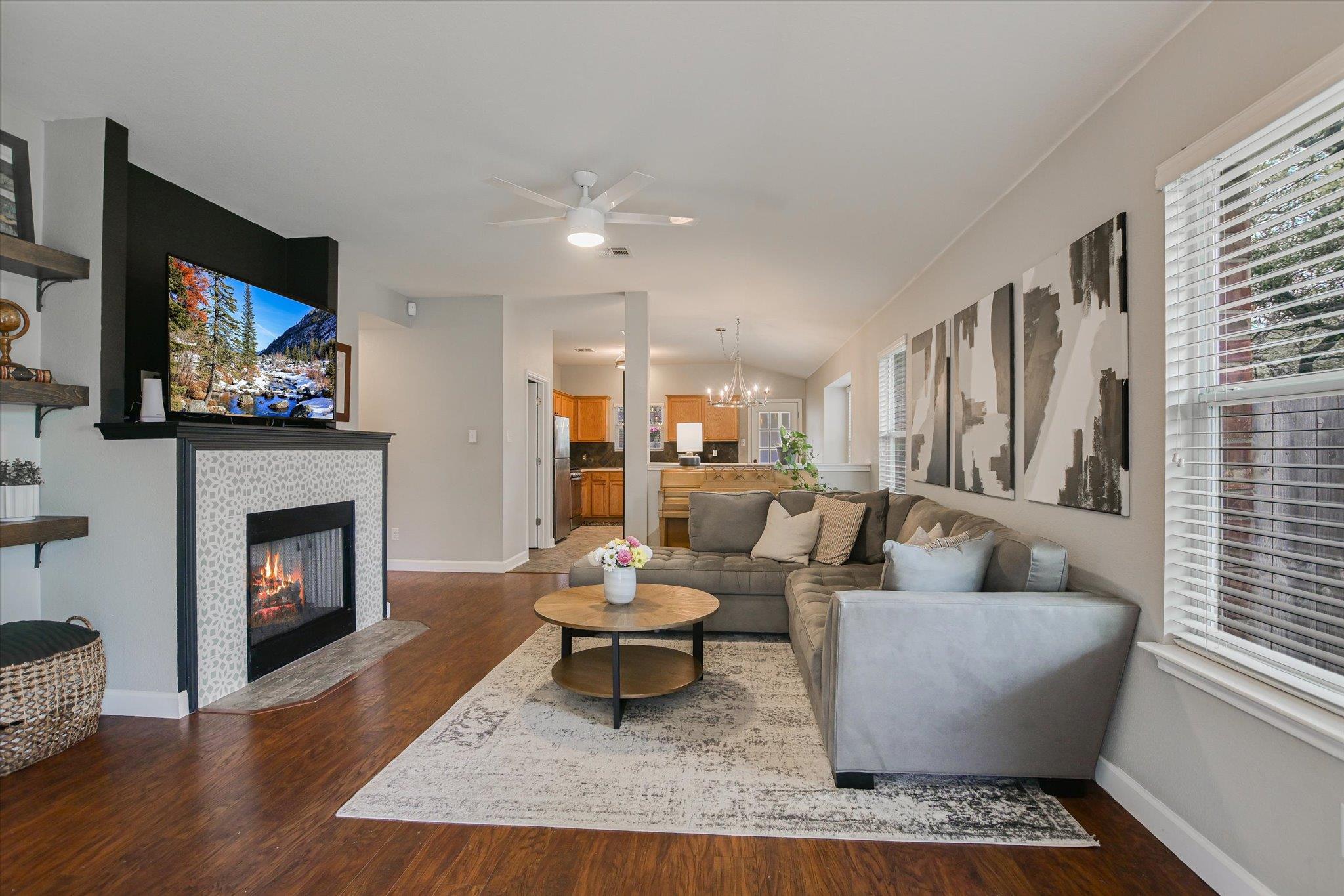 1138 Stone Forest TRL