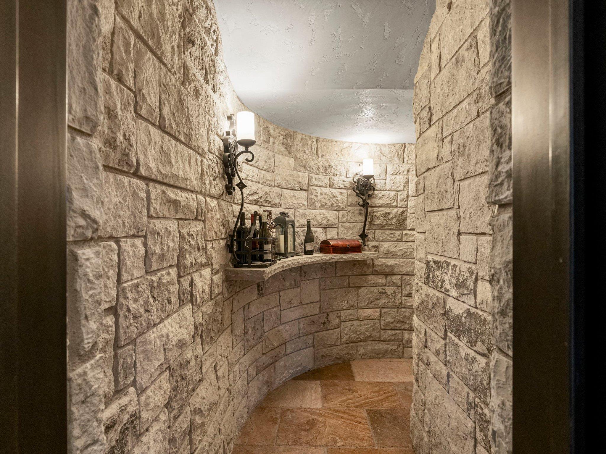1928 Running Creek DR