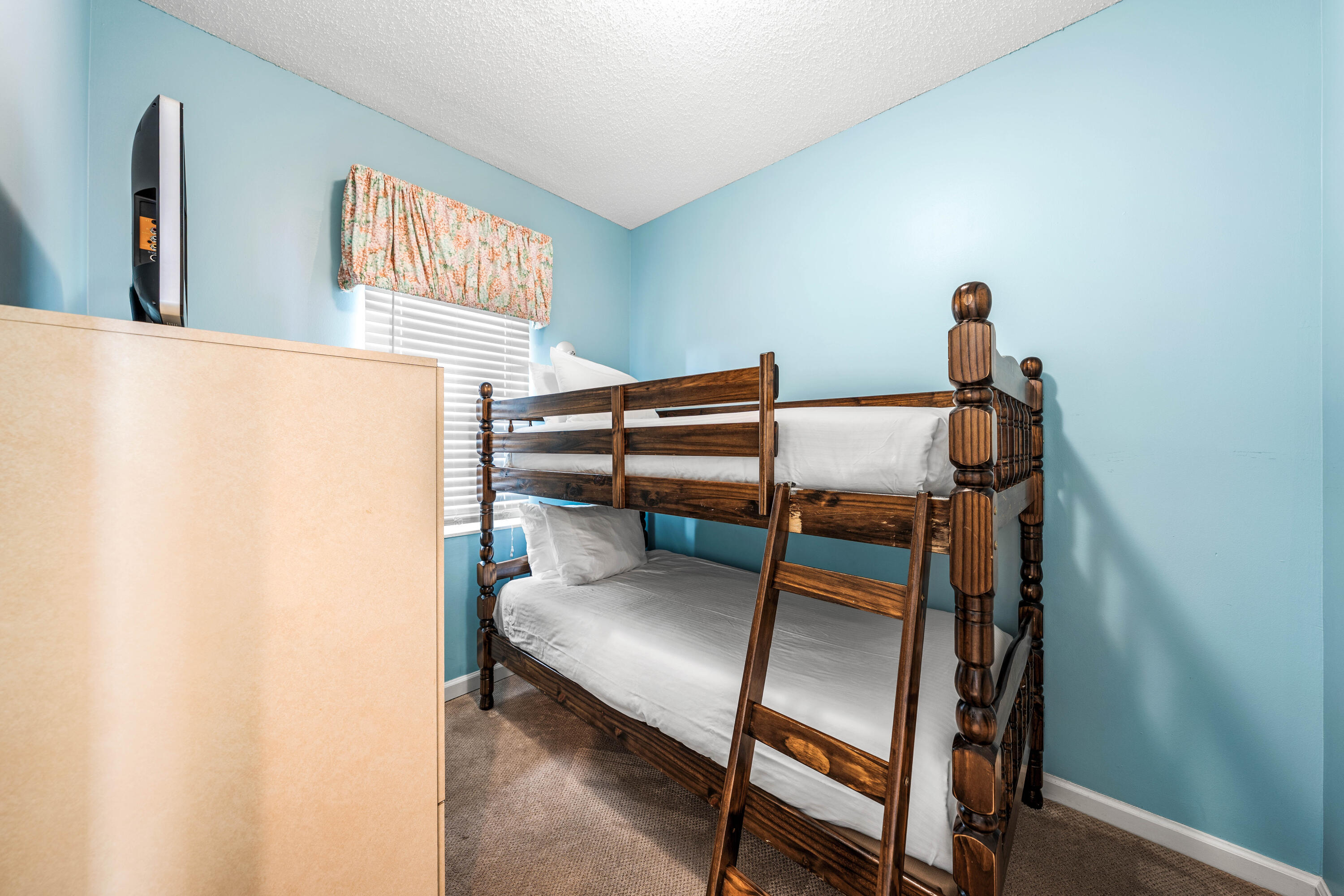 1080 E Highway 98 703