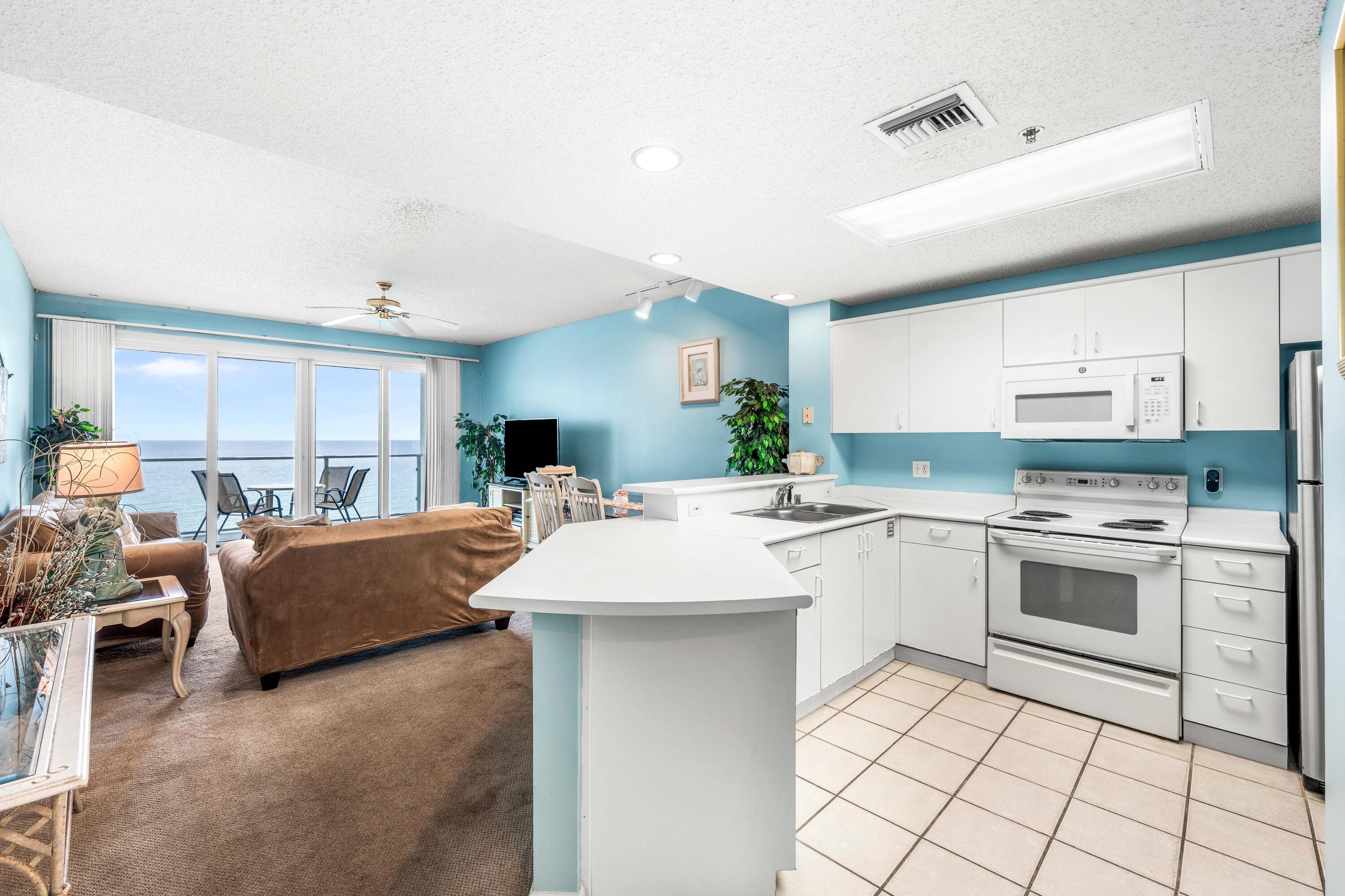 1080 E Highway 98 703