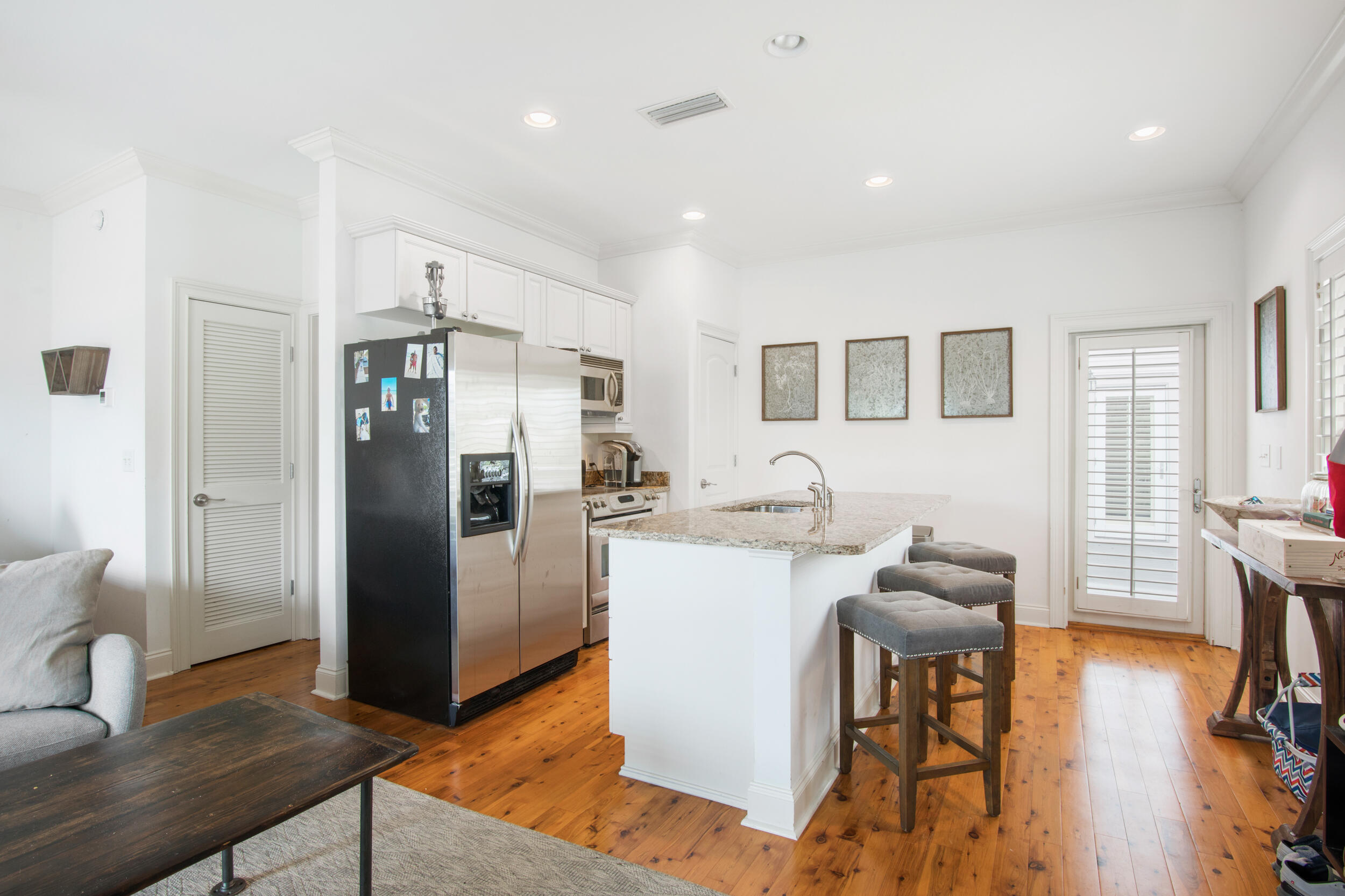 48 Surfer Lane