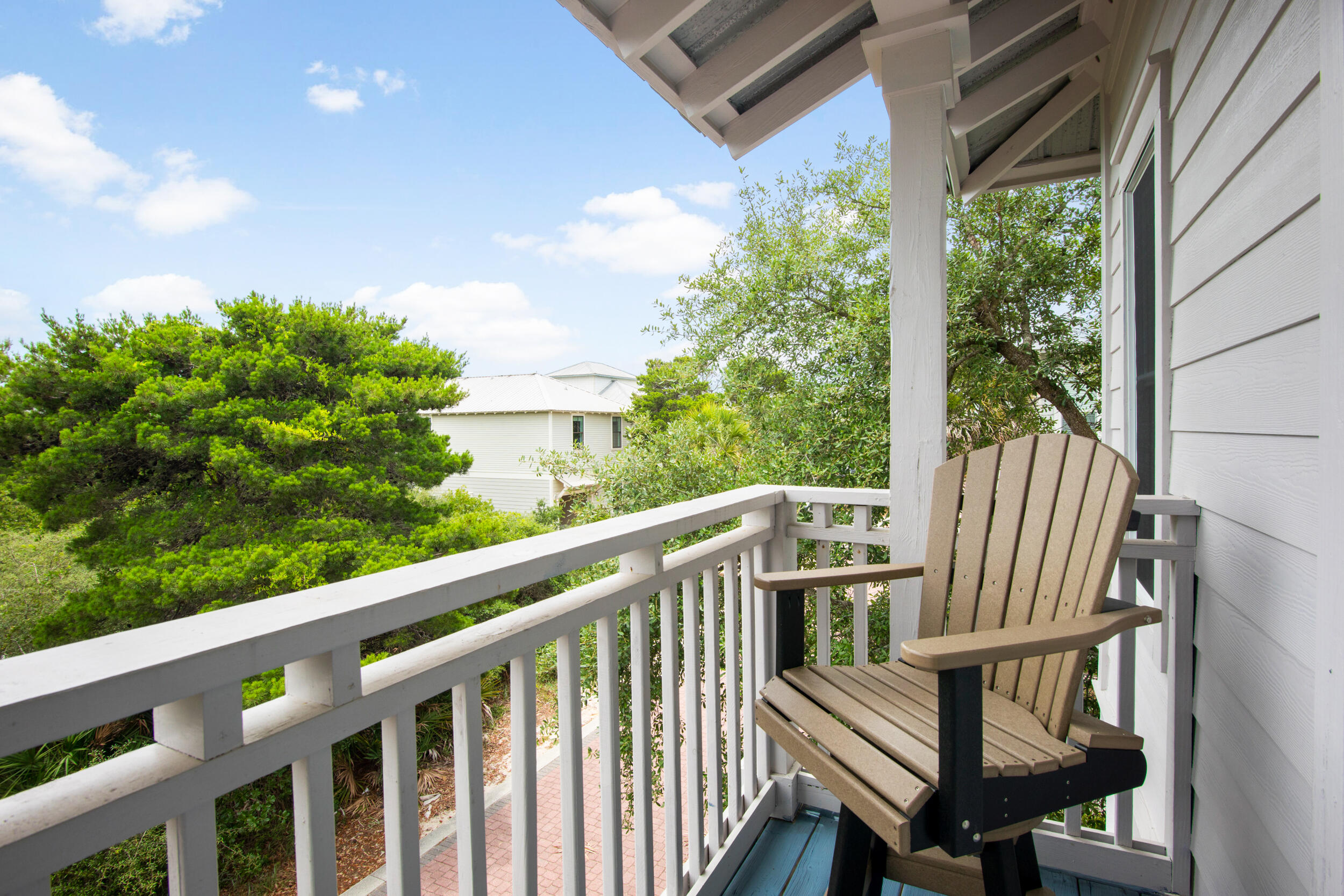 48 Surfer Lane