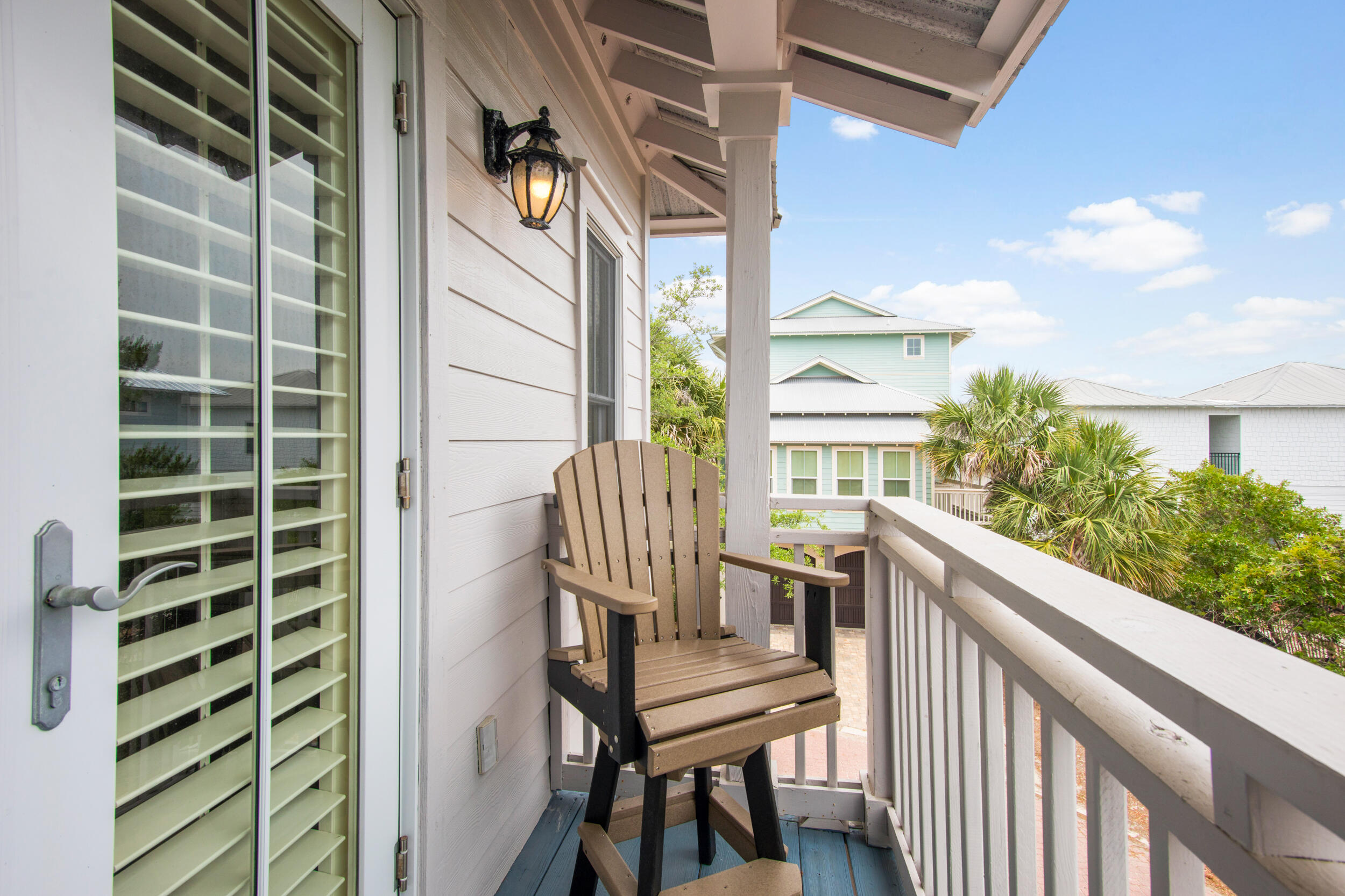 48 Surfer Lane