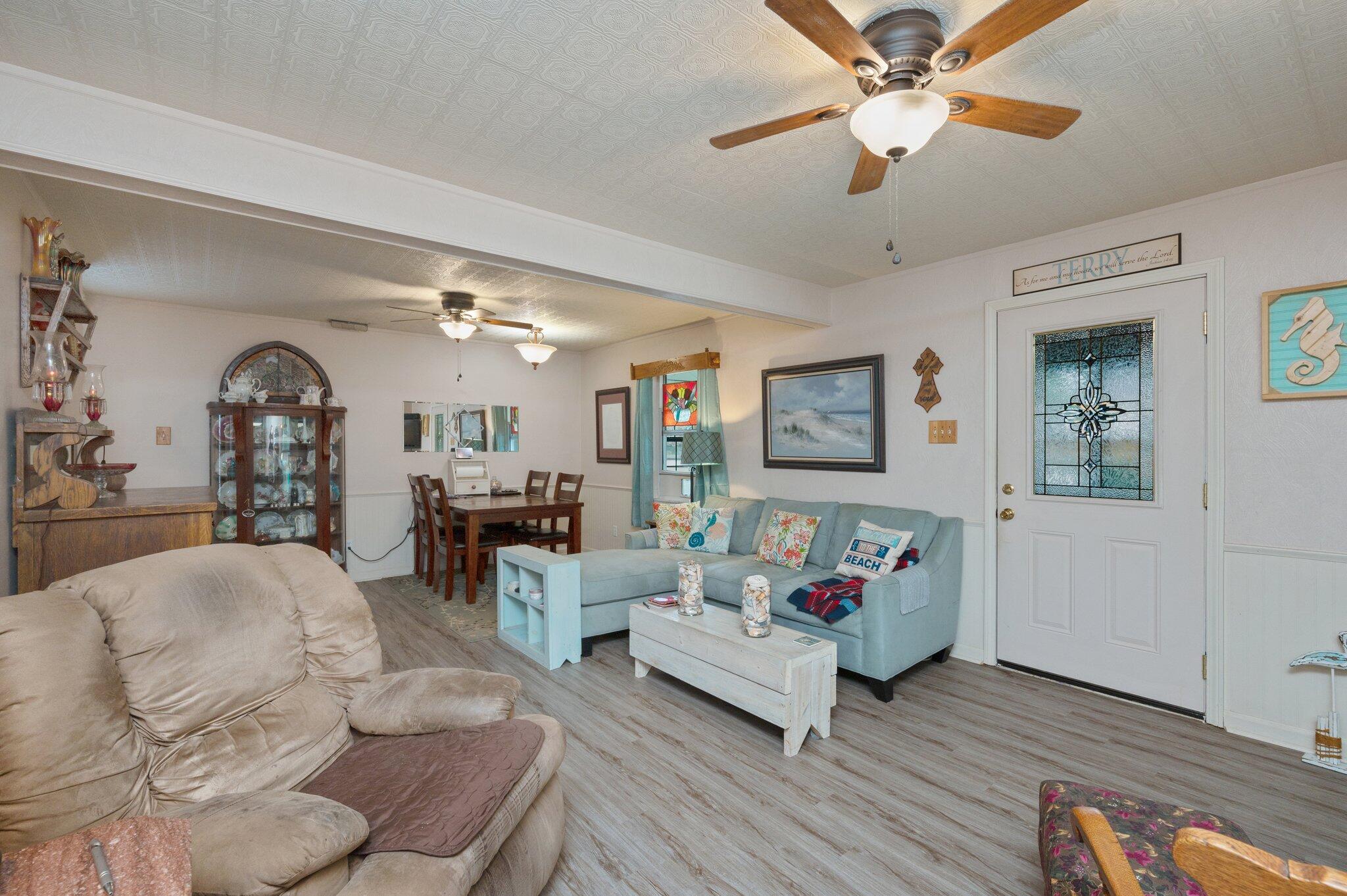 23 N Magnolia Court