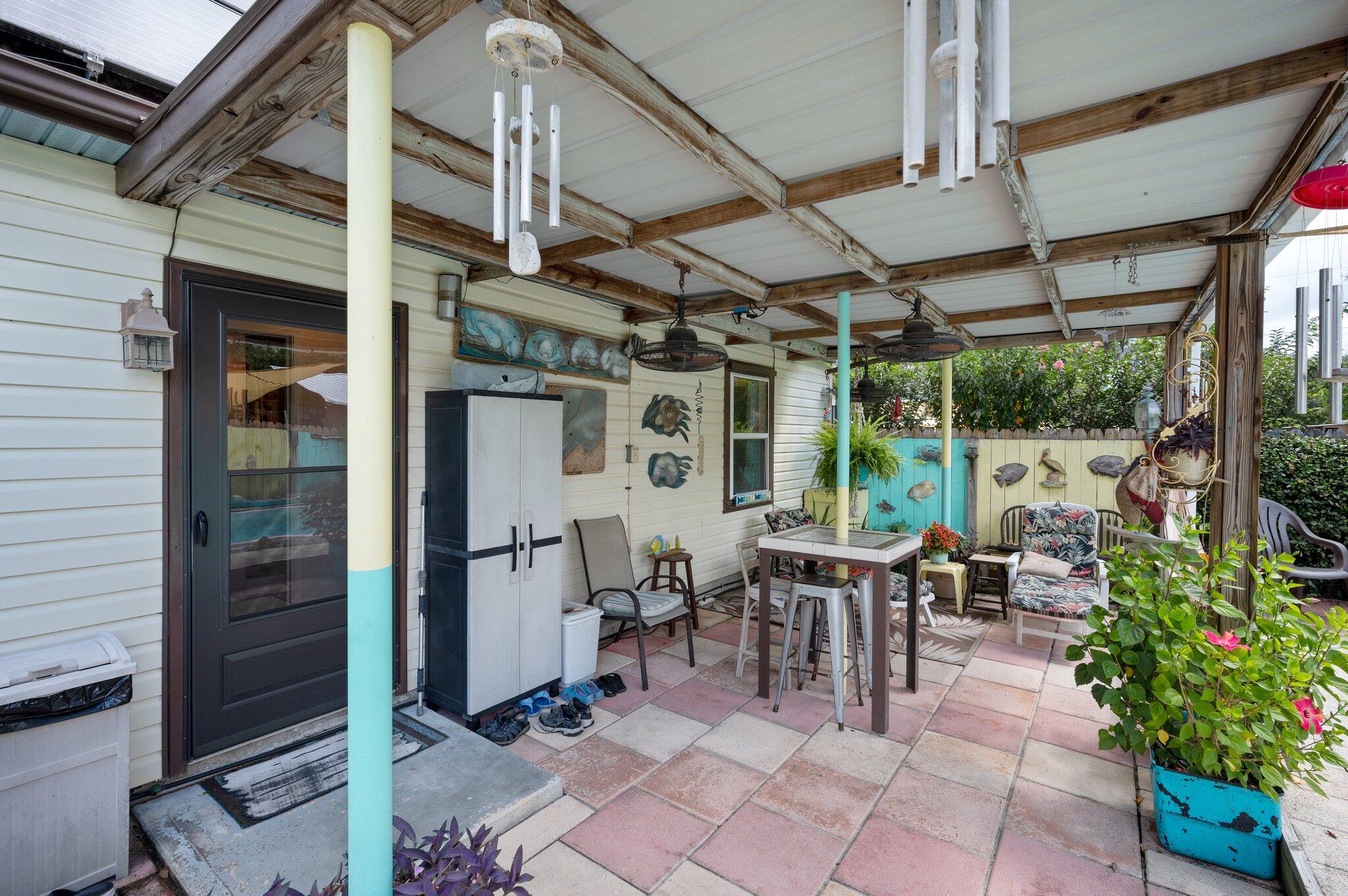 23 N Magnolia Court