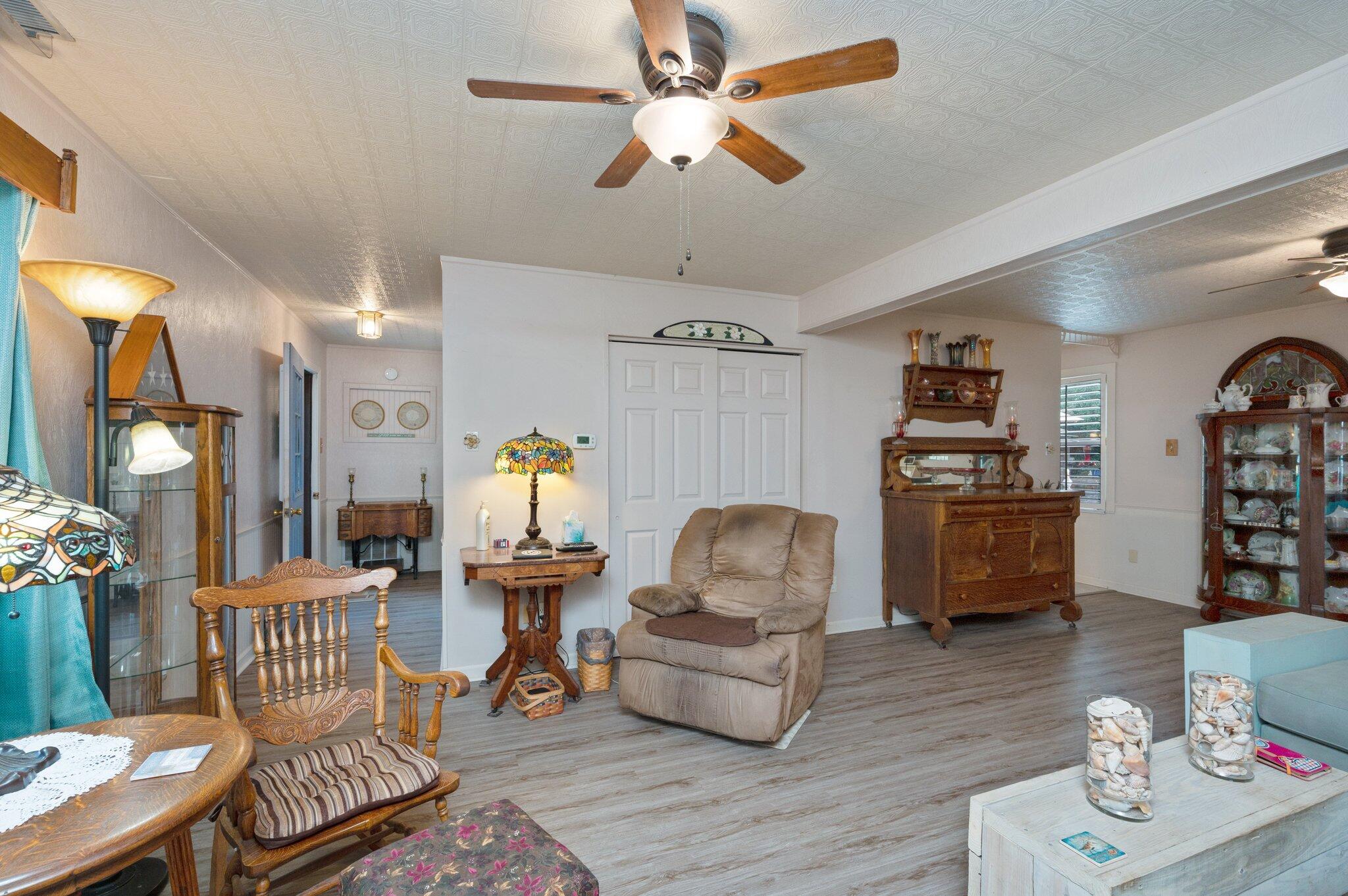 23 N Magnolia Court
