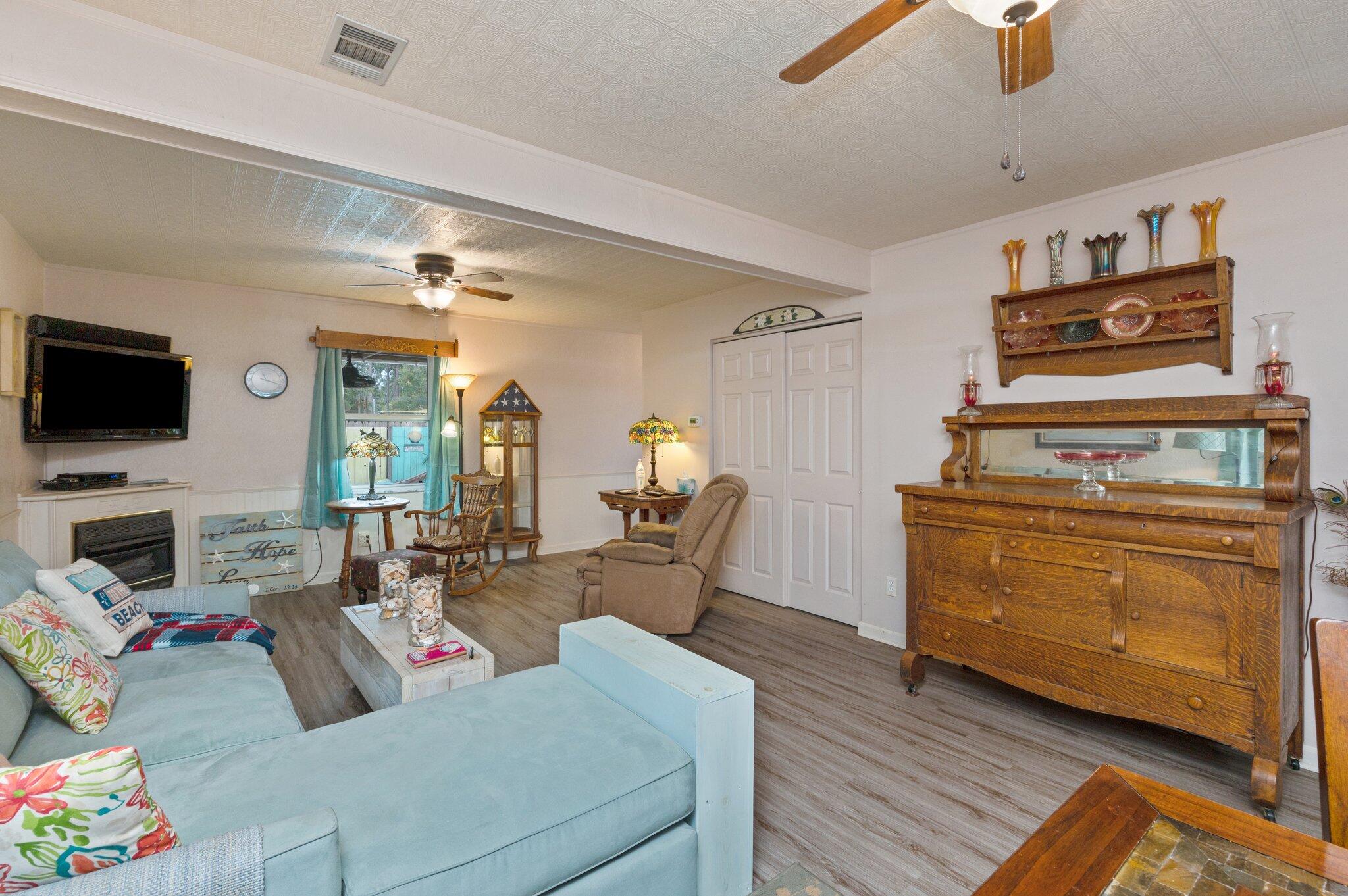 23 N Magnolia Court