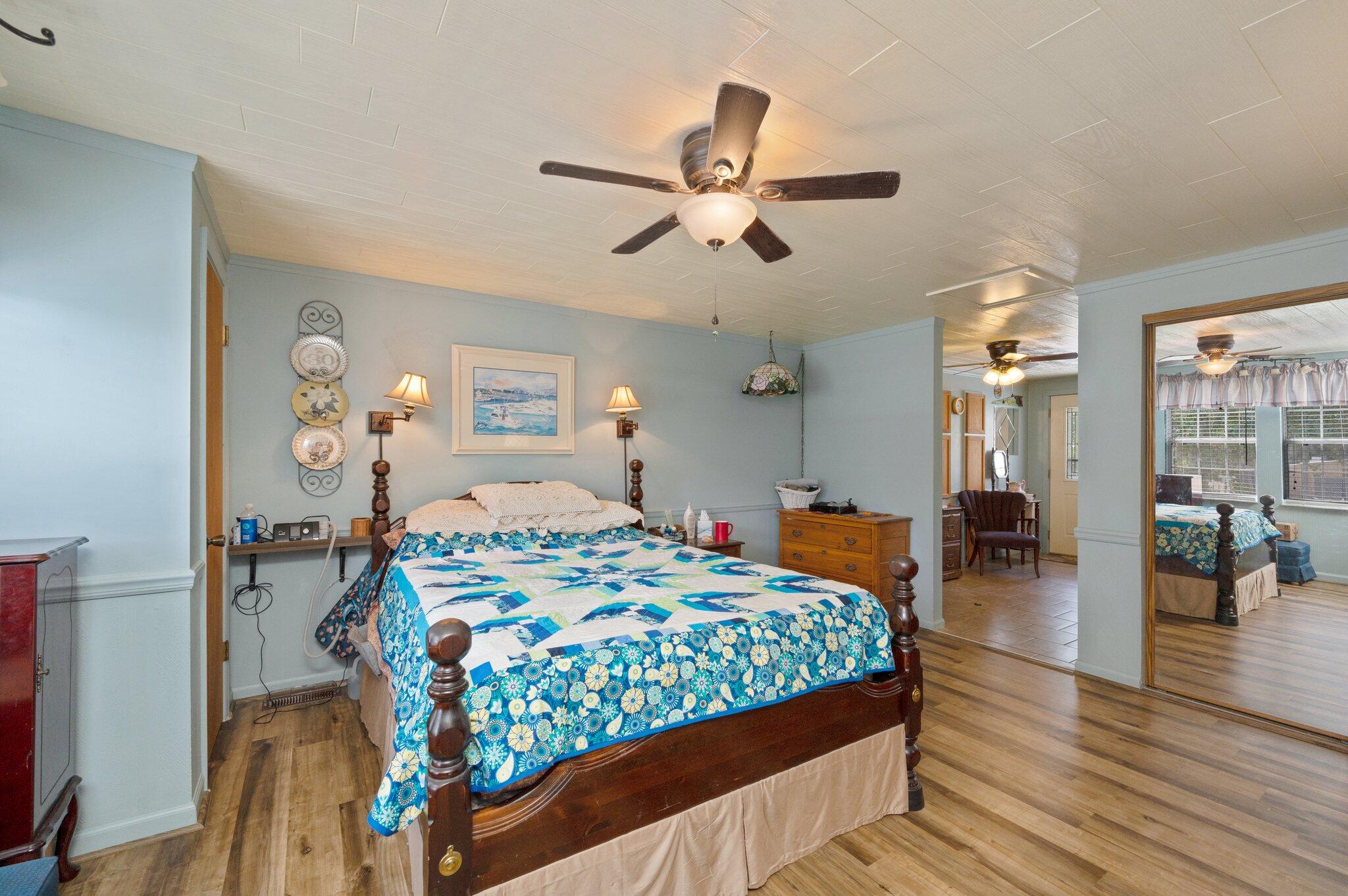 23 N Magnolia Court