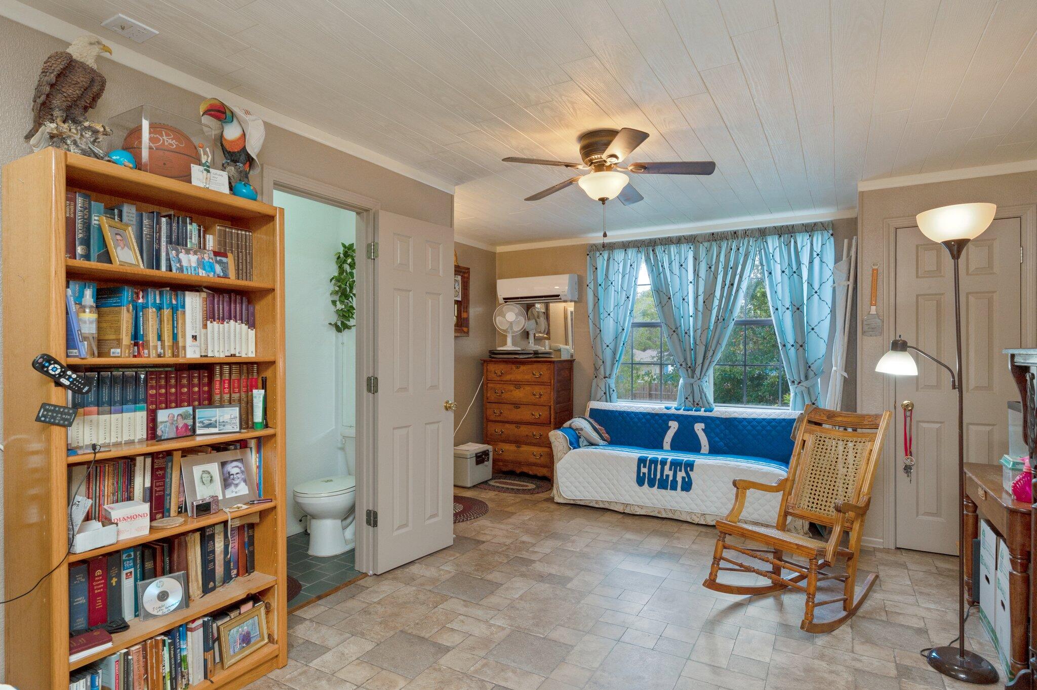 23 N Magnolia Court