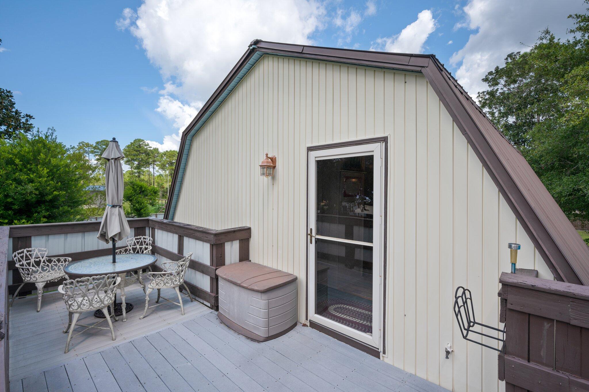 23 N Magnolia Court