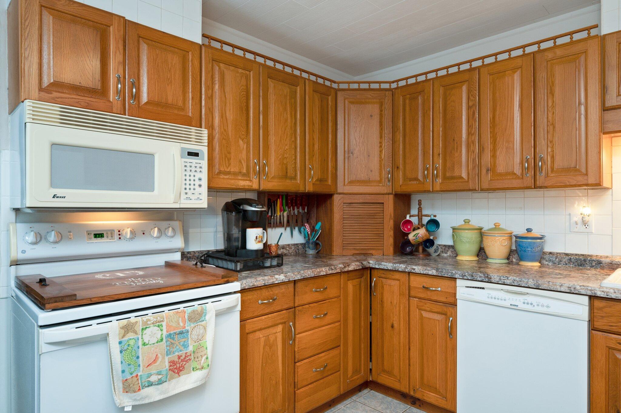 23 N Magnolia Court