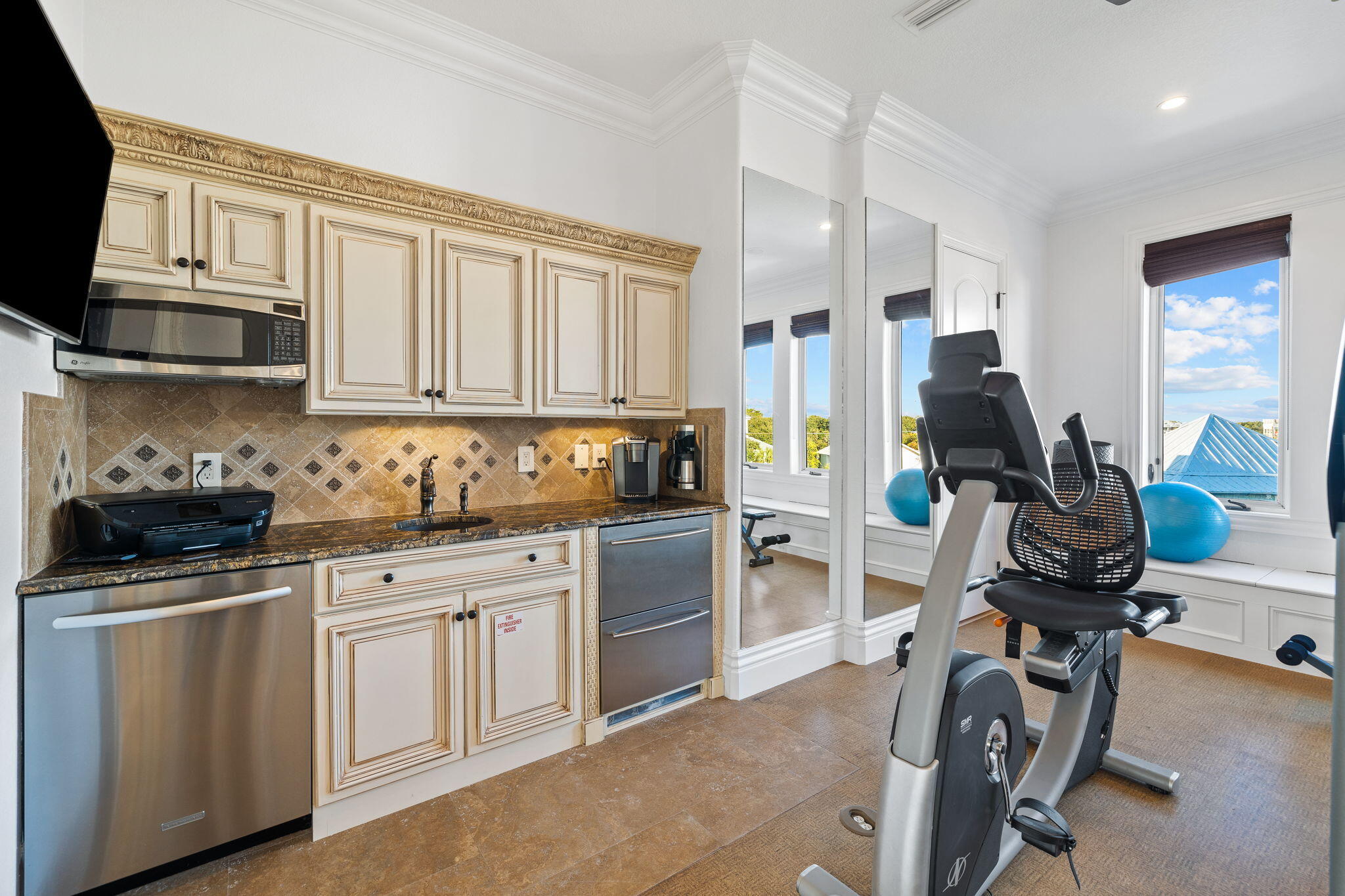30 Pelican Circle