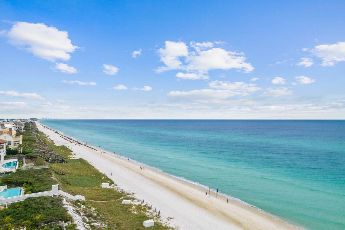 9955 E County Highway 30A Unit: 201