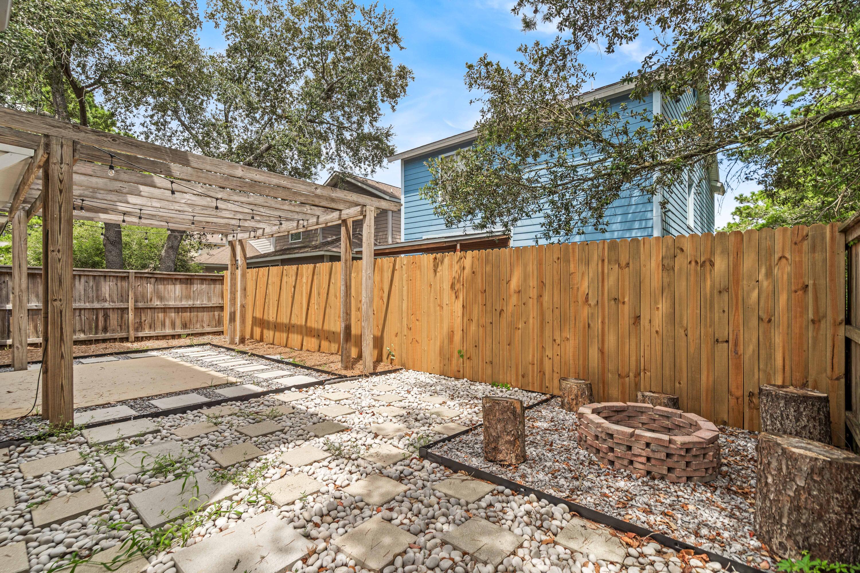 39 Myrtle Oak Way