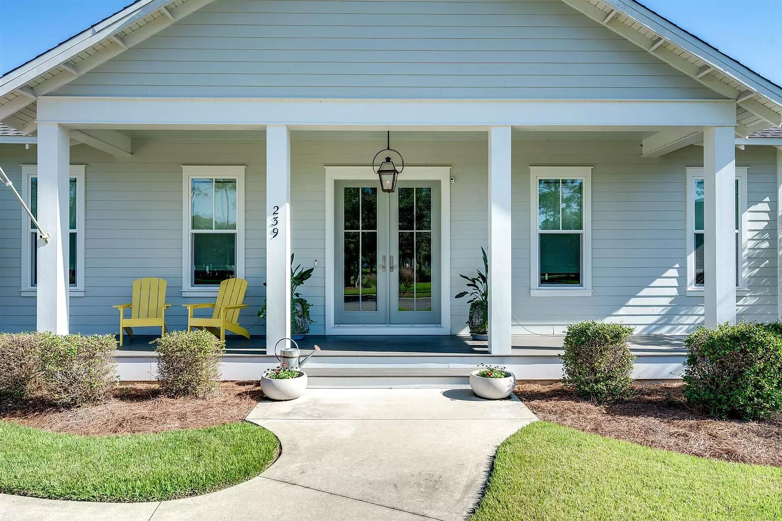 239 Sandchase Circle Circle