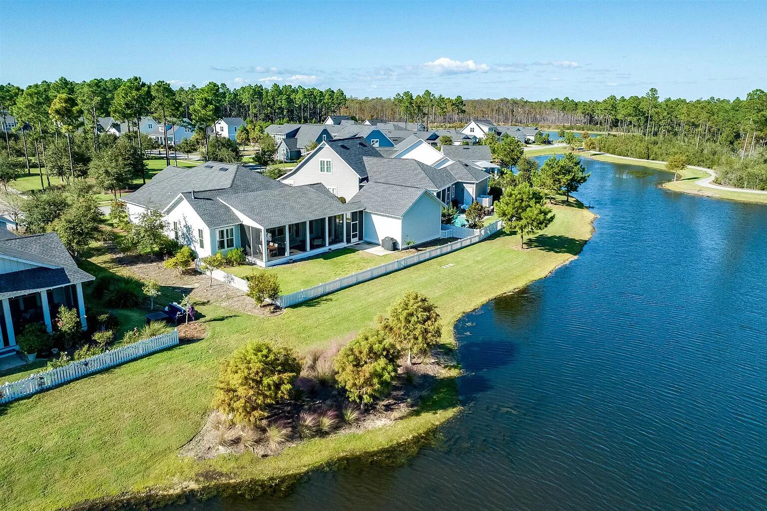 239 Sandchase Circle Circle