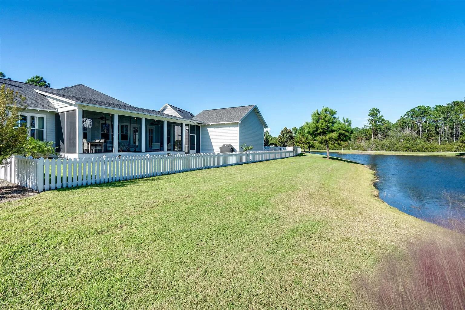 239 Sandchase Circle Circle