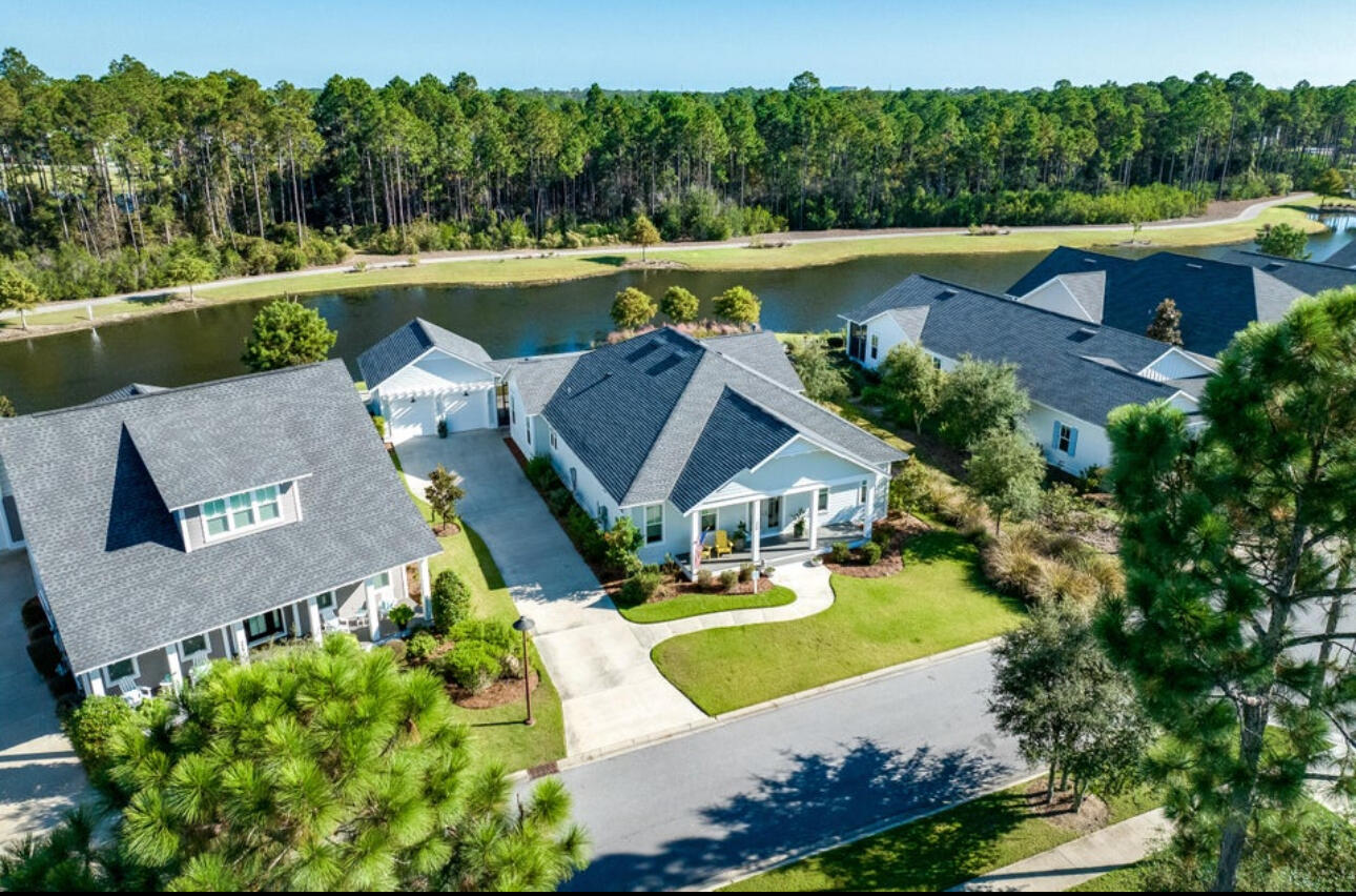 239 Sandchase Circle Circle