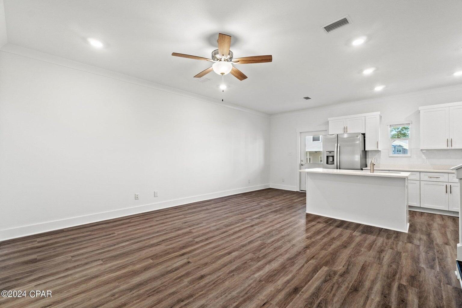 180 Date Palm Lane