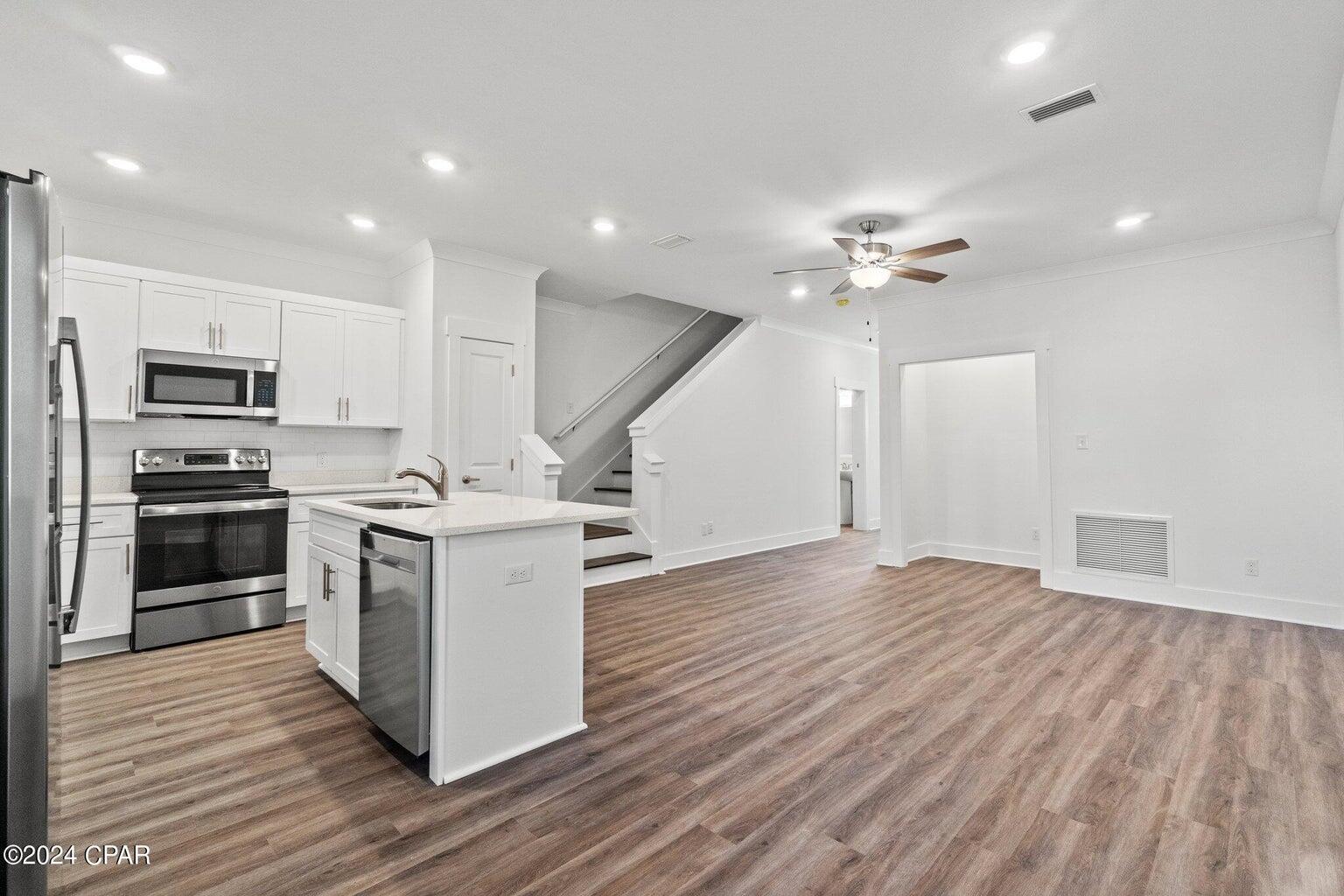 180 Date Palm Lane