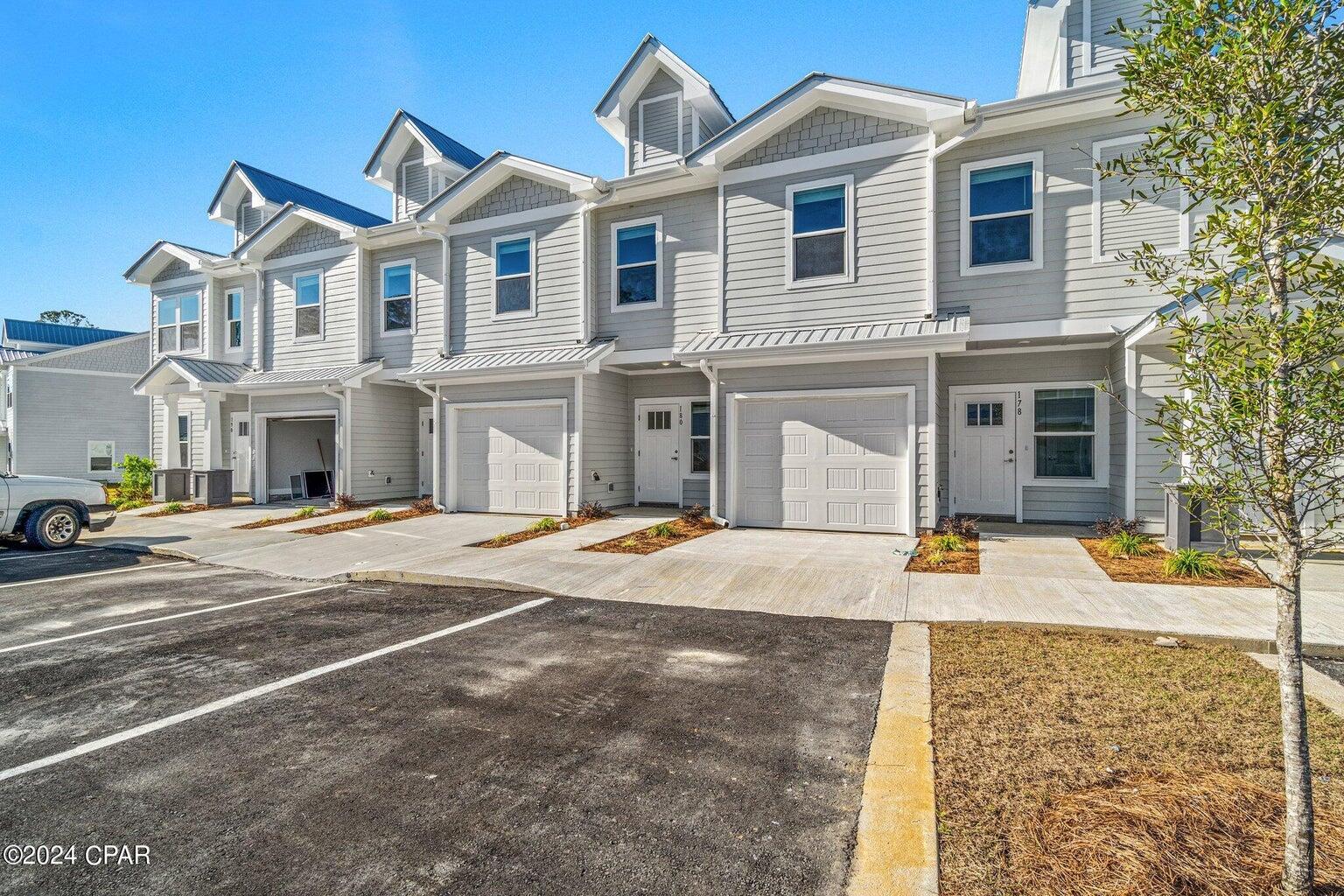 180 Date Palm Lane