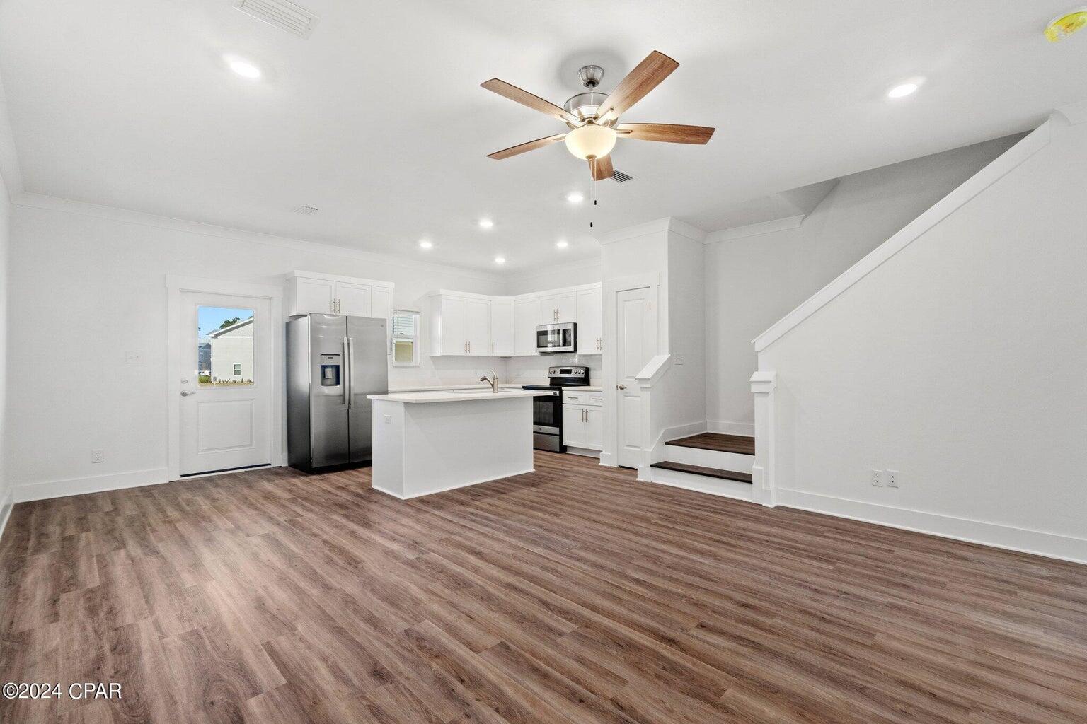 180 Date Palm Lane