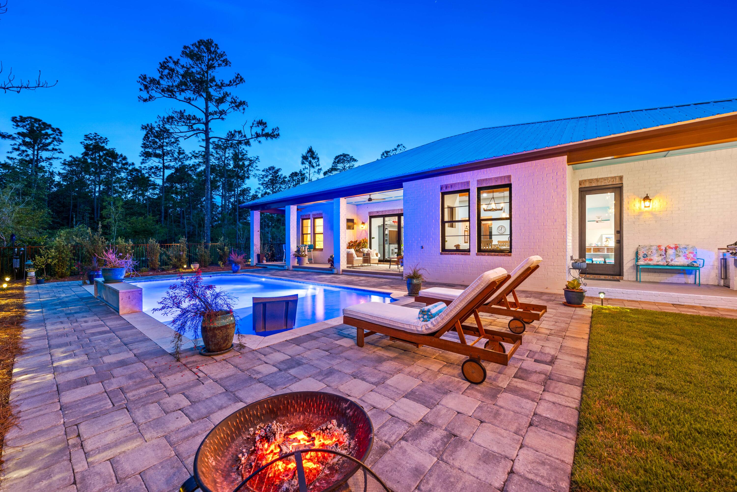 122 Seclusion Boulevard