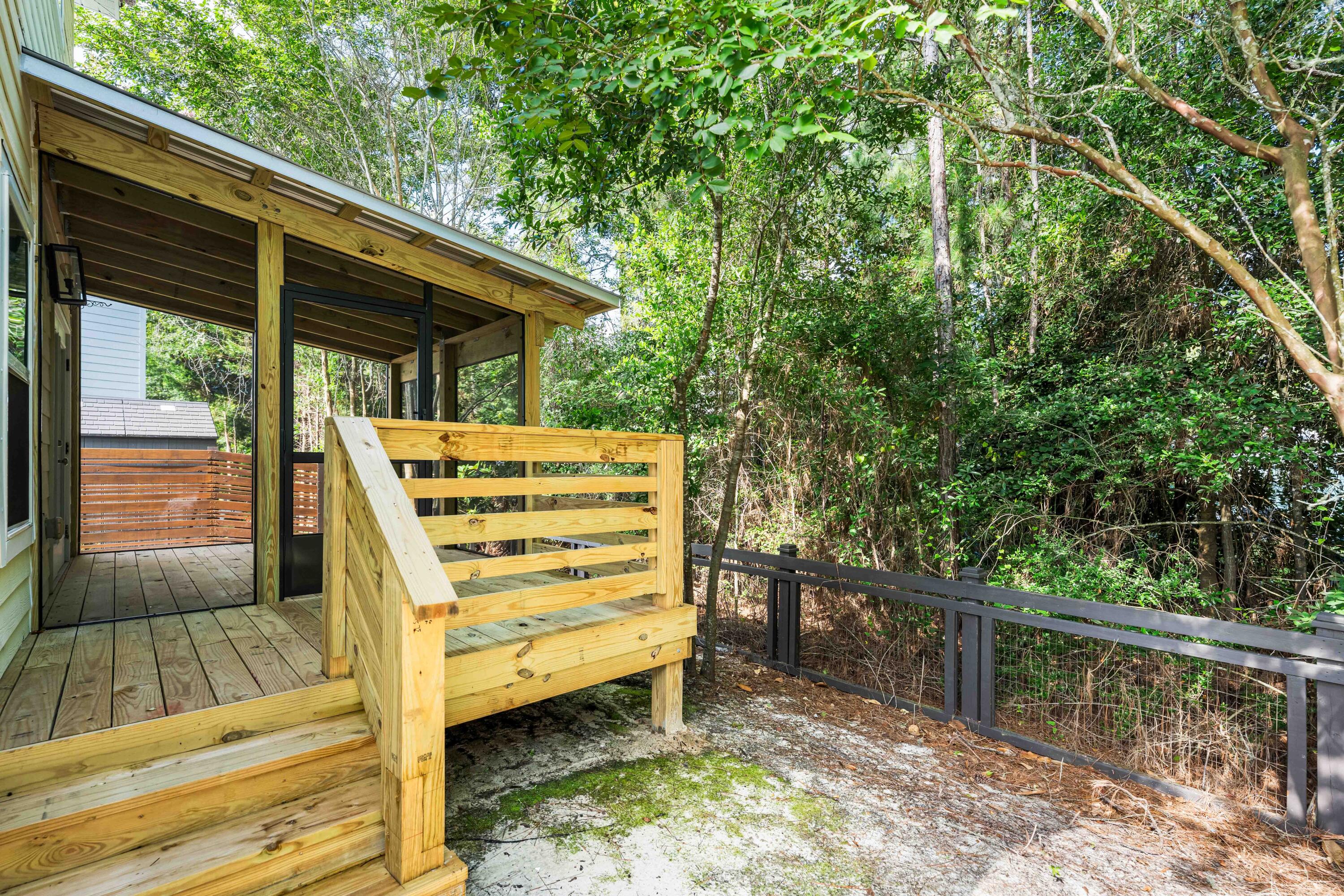 104 Mosaic Oaks Circle
