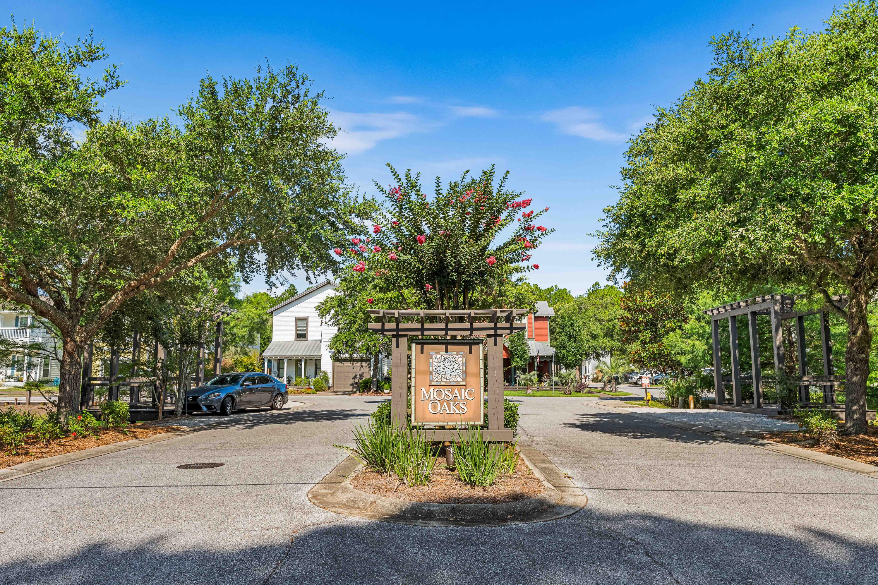 104 Mosaic Oaks Circle