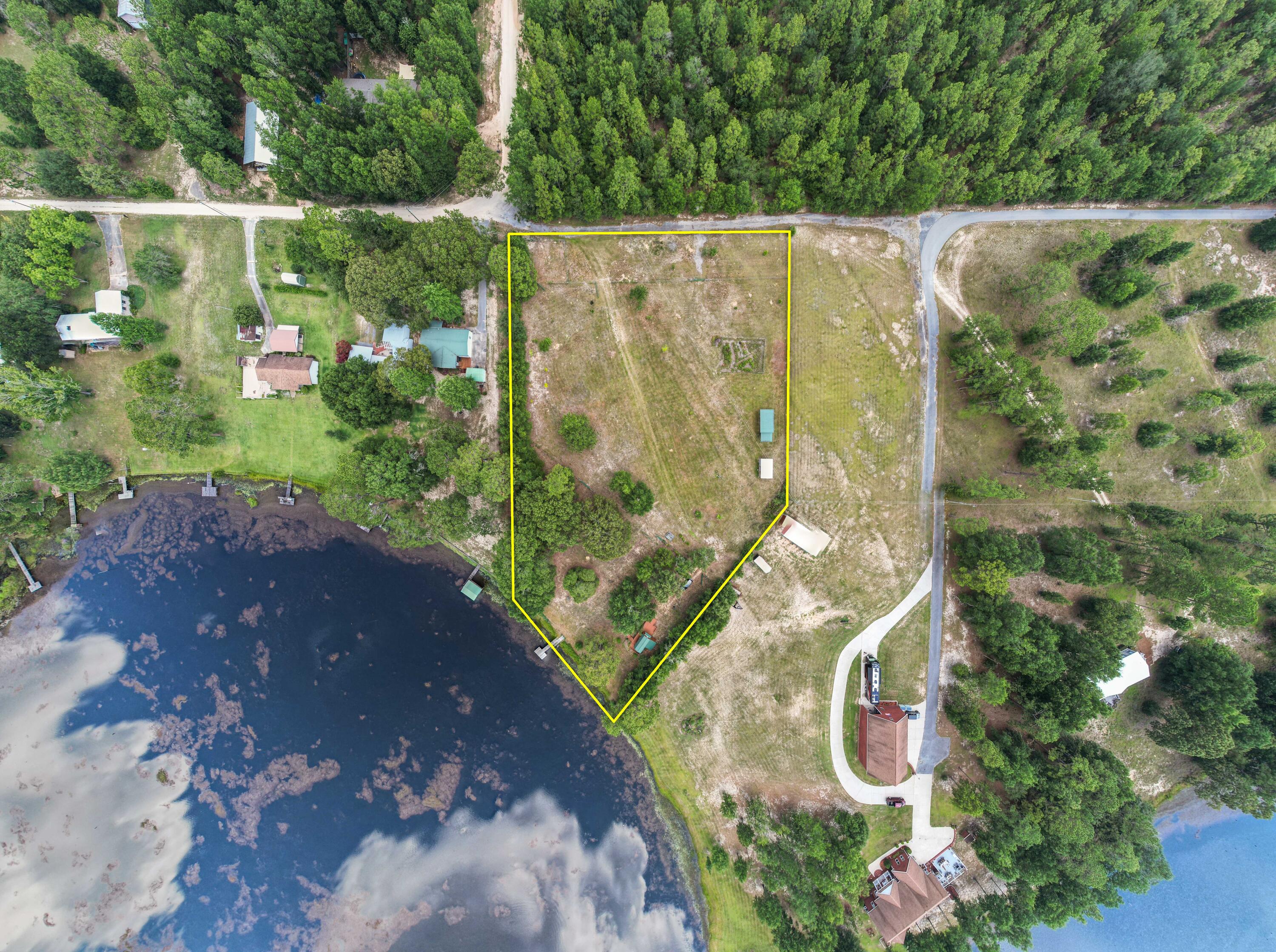 397 Paul Road, DeFuniak Springs