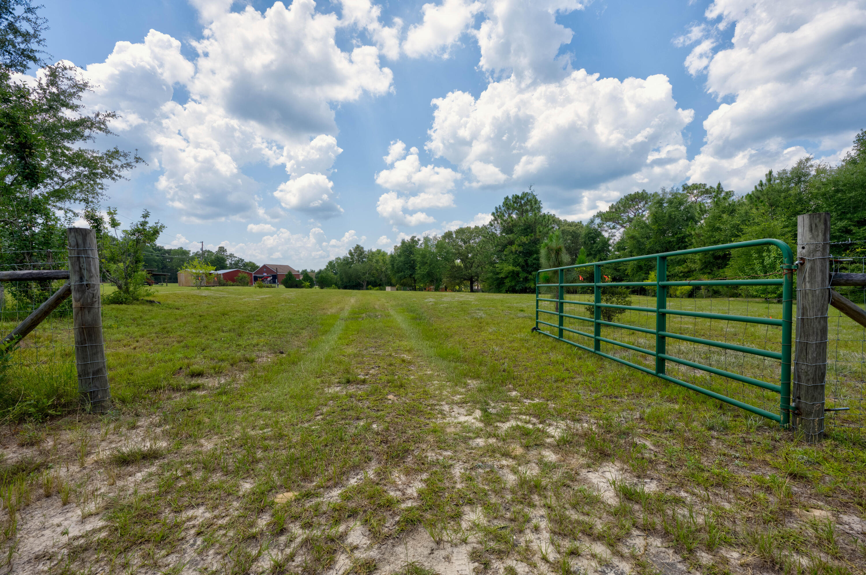 397 Paul Road, DeFuniak Springs
