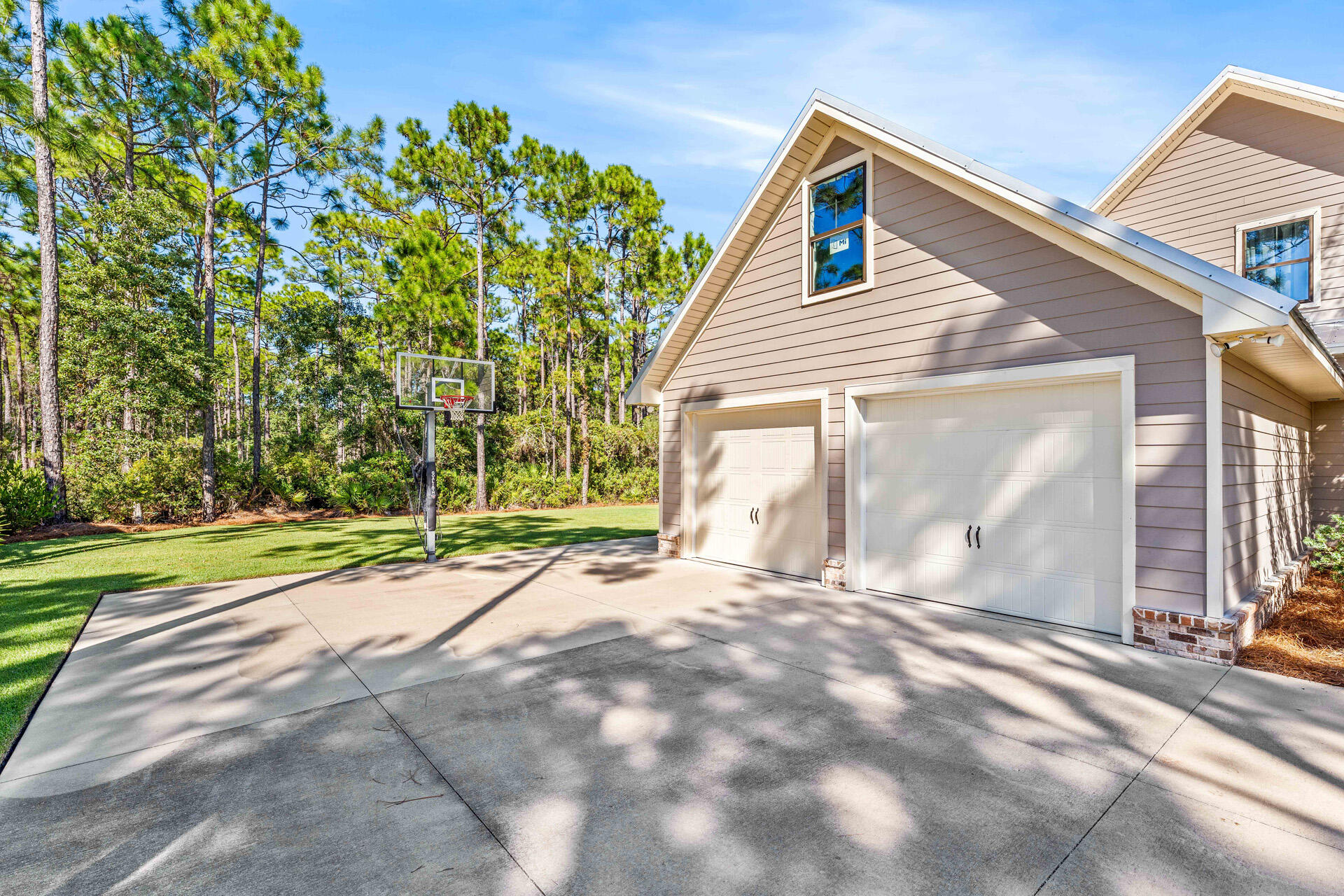 162 Seclusion Way