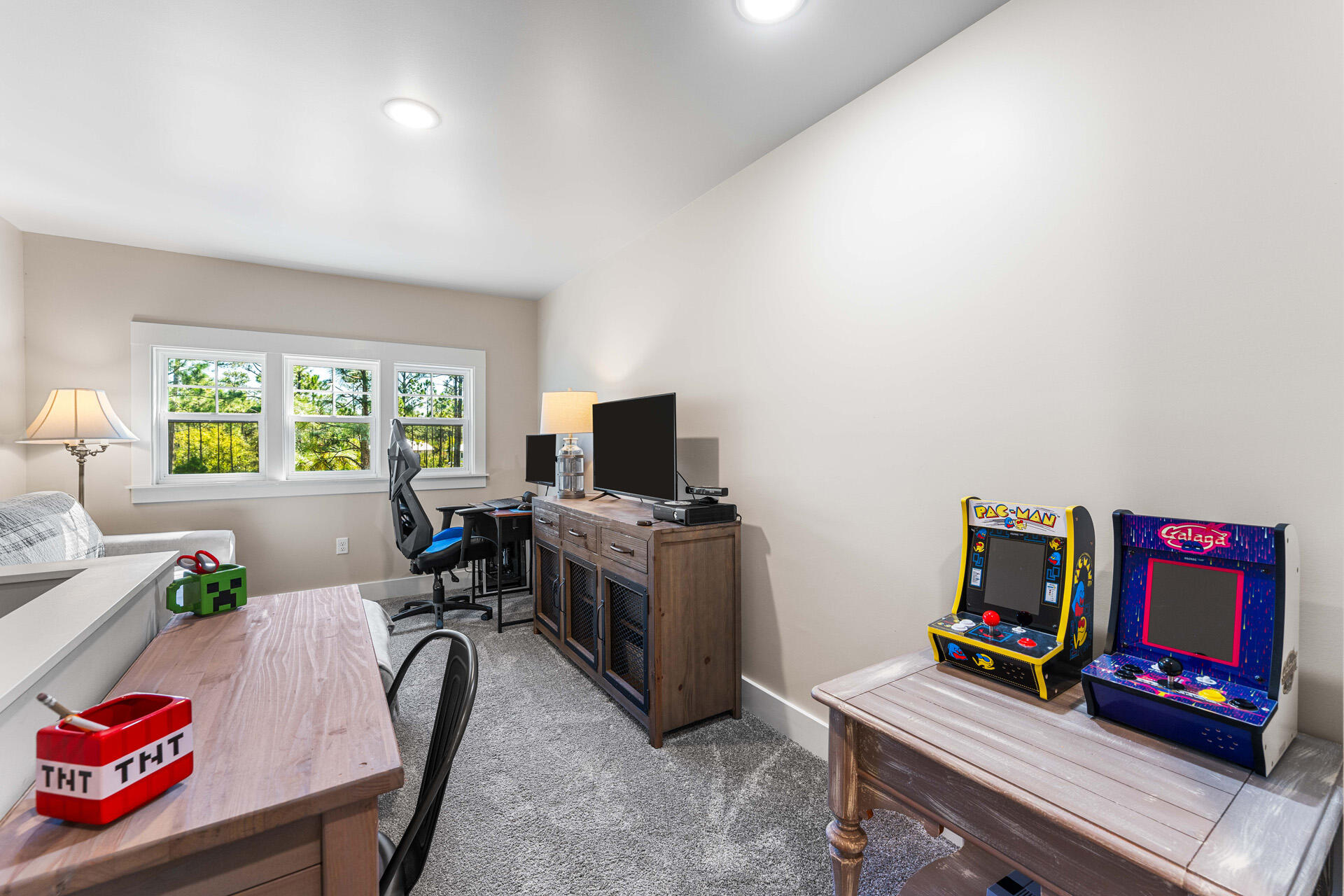 162 Seclusion Way