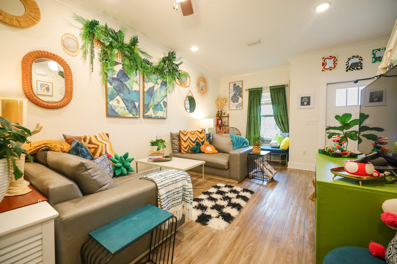 354 Date Palm Lane