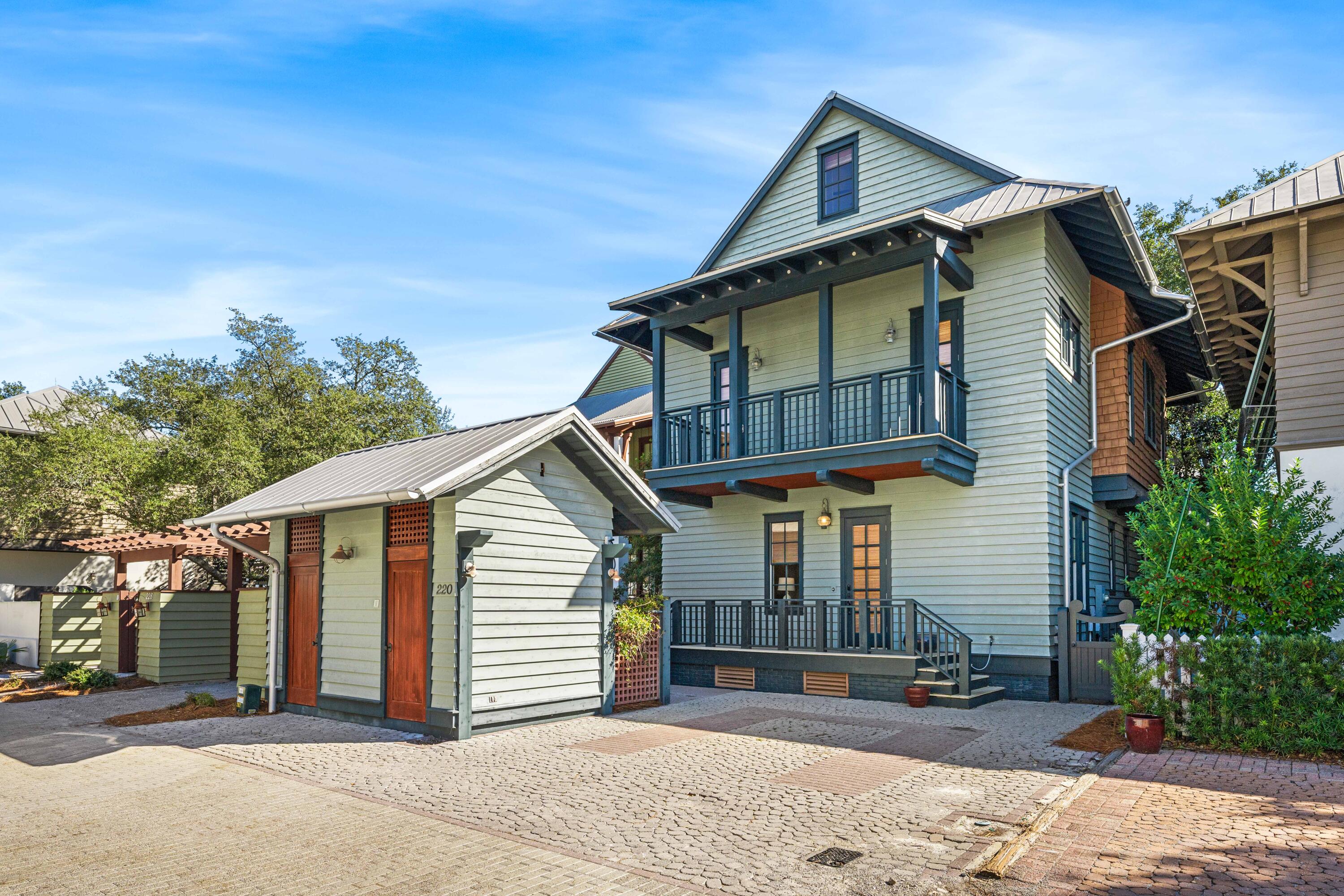 220 Wiggle Lane