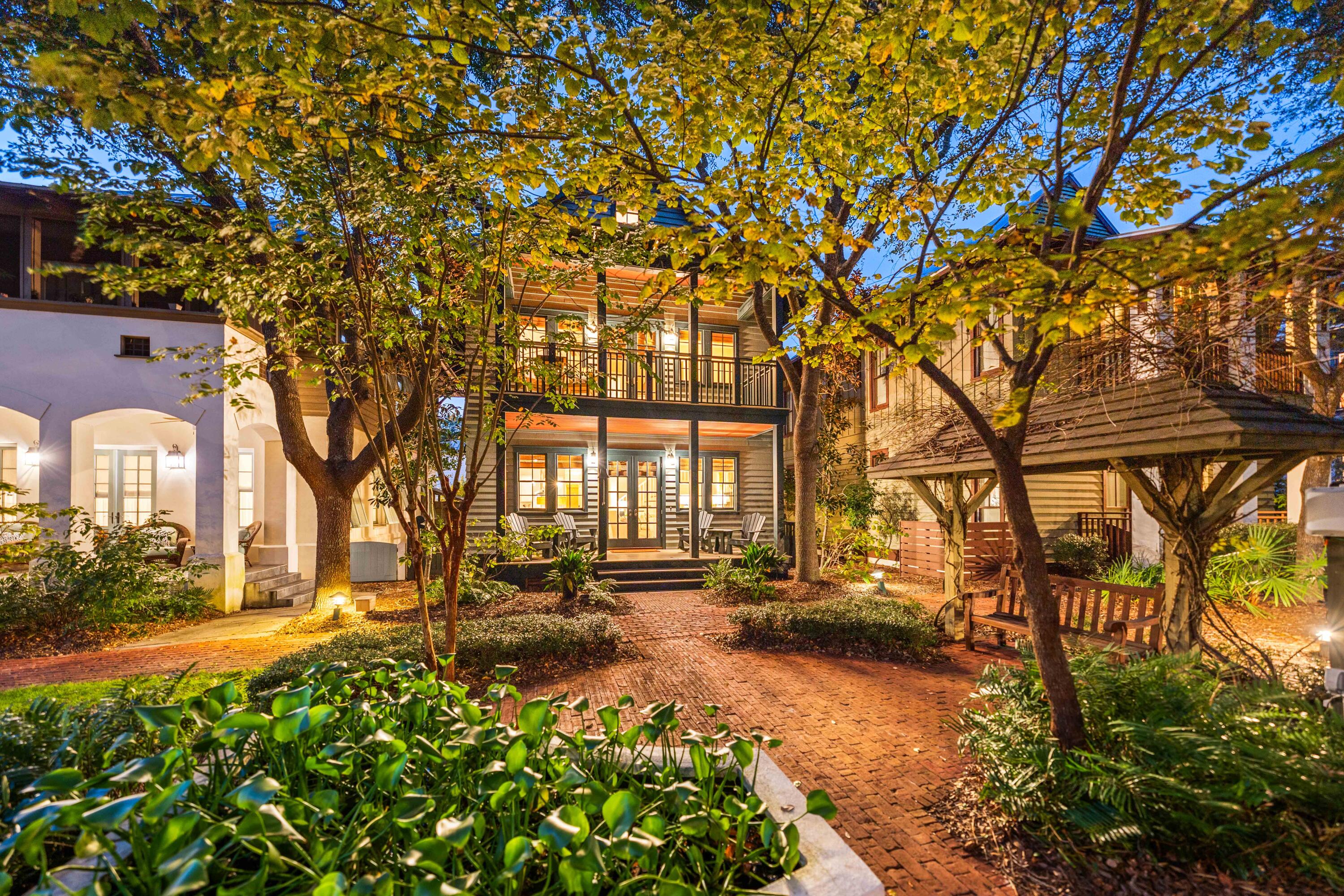 220 Wiggle Lane