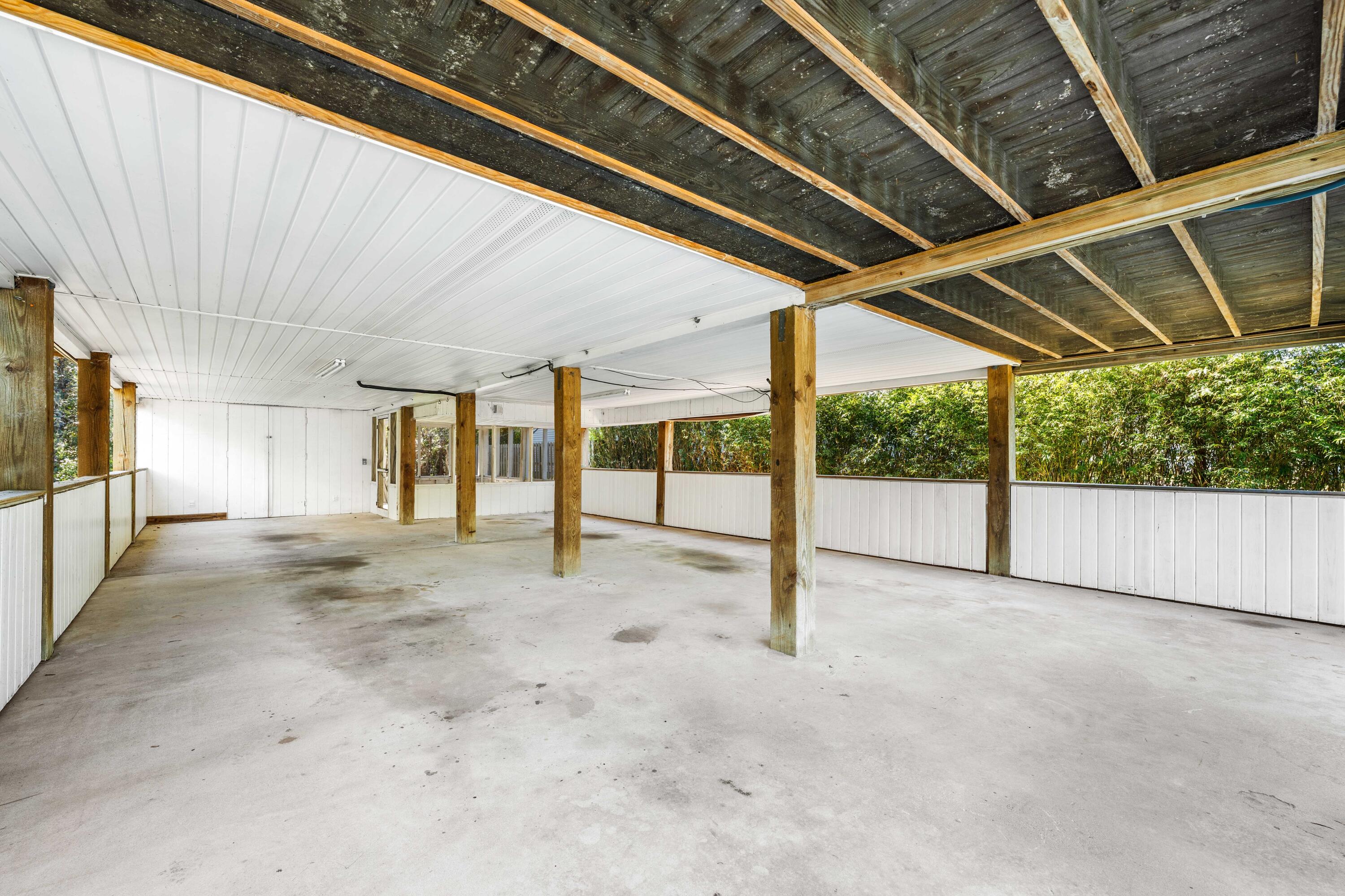 230 Plantation Way