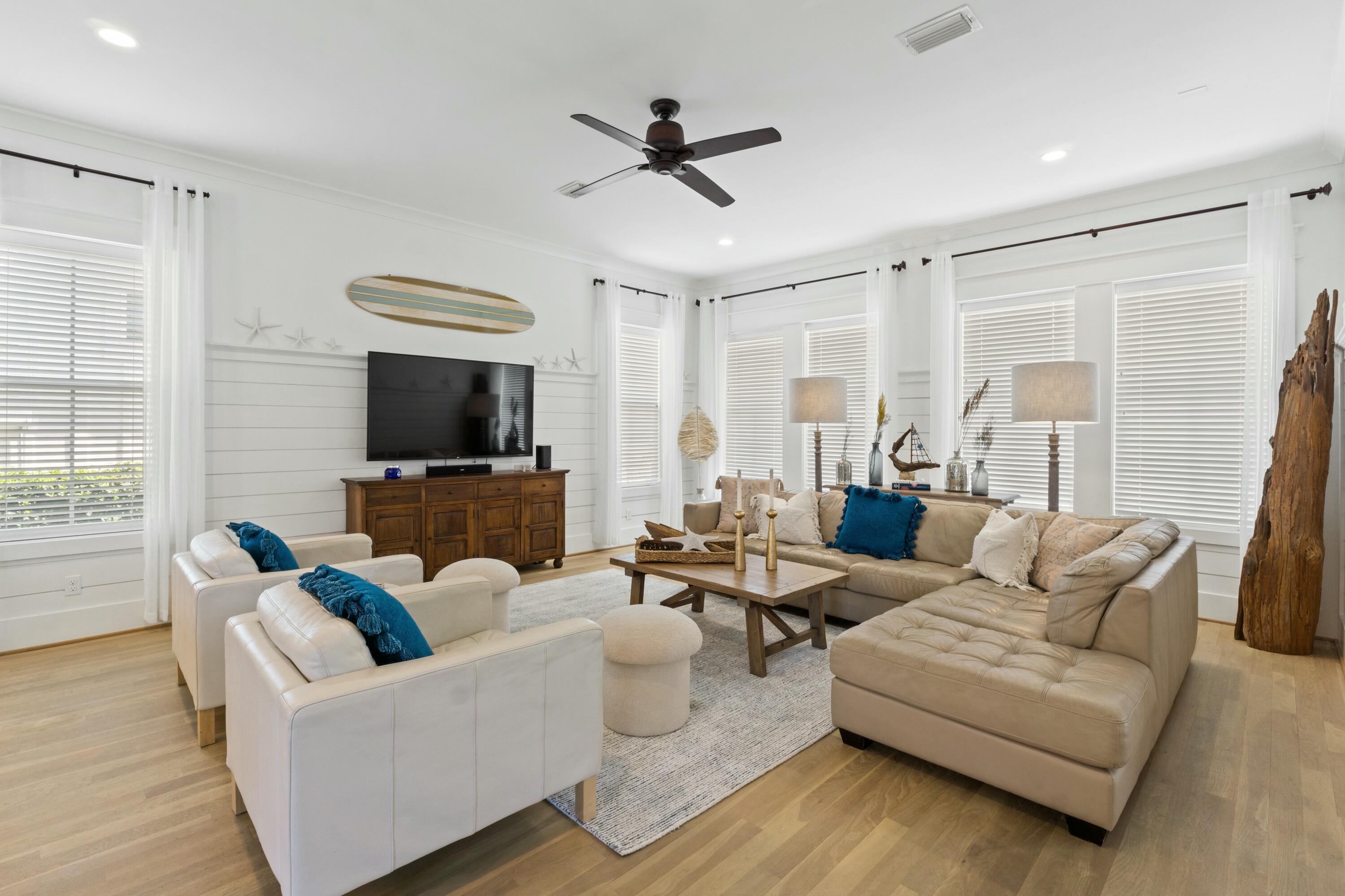 125 Gulfview Circle