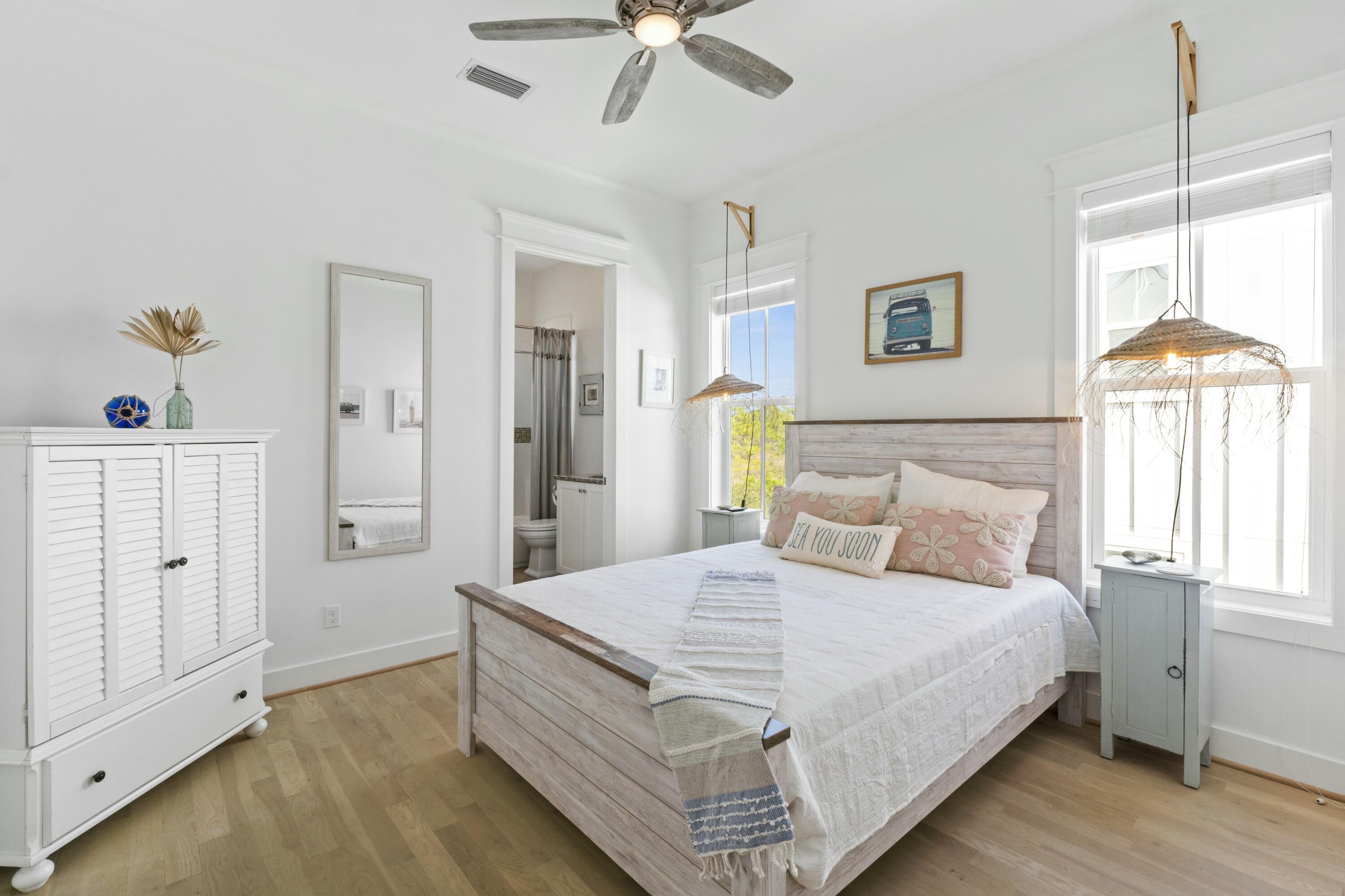 125 Gulfview Circle
