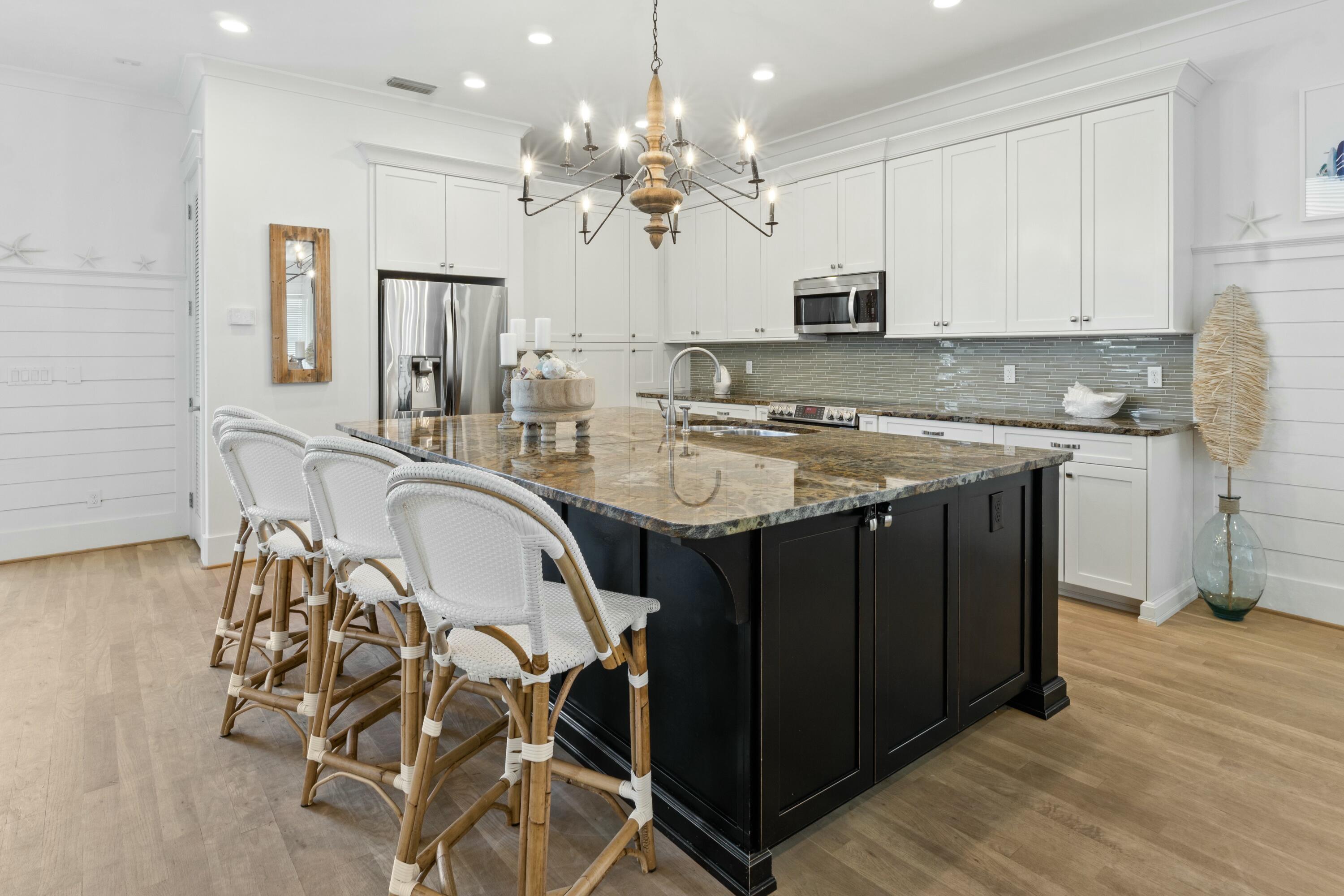 125 Gulfview Circle