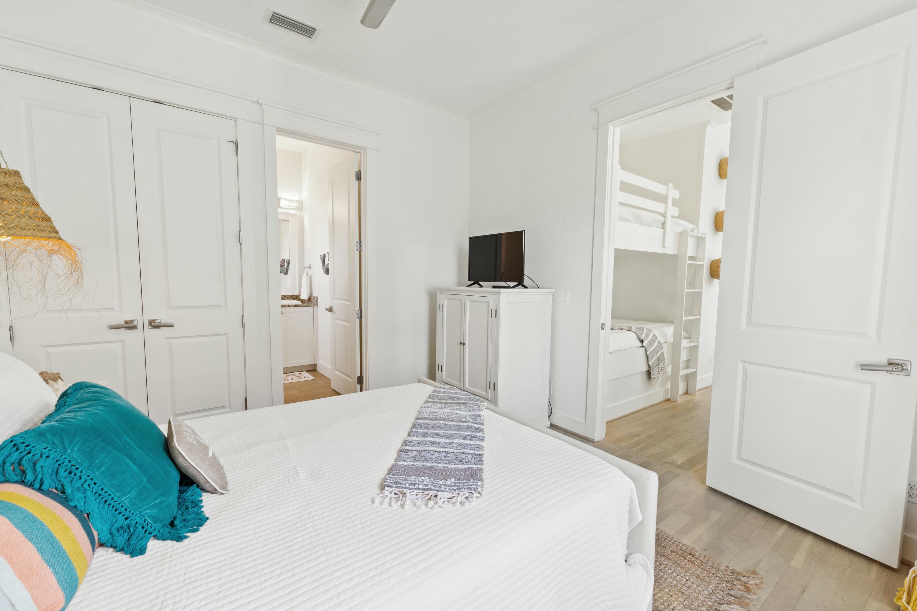 125 Gulfview Circle