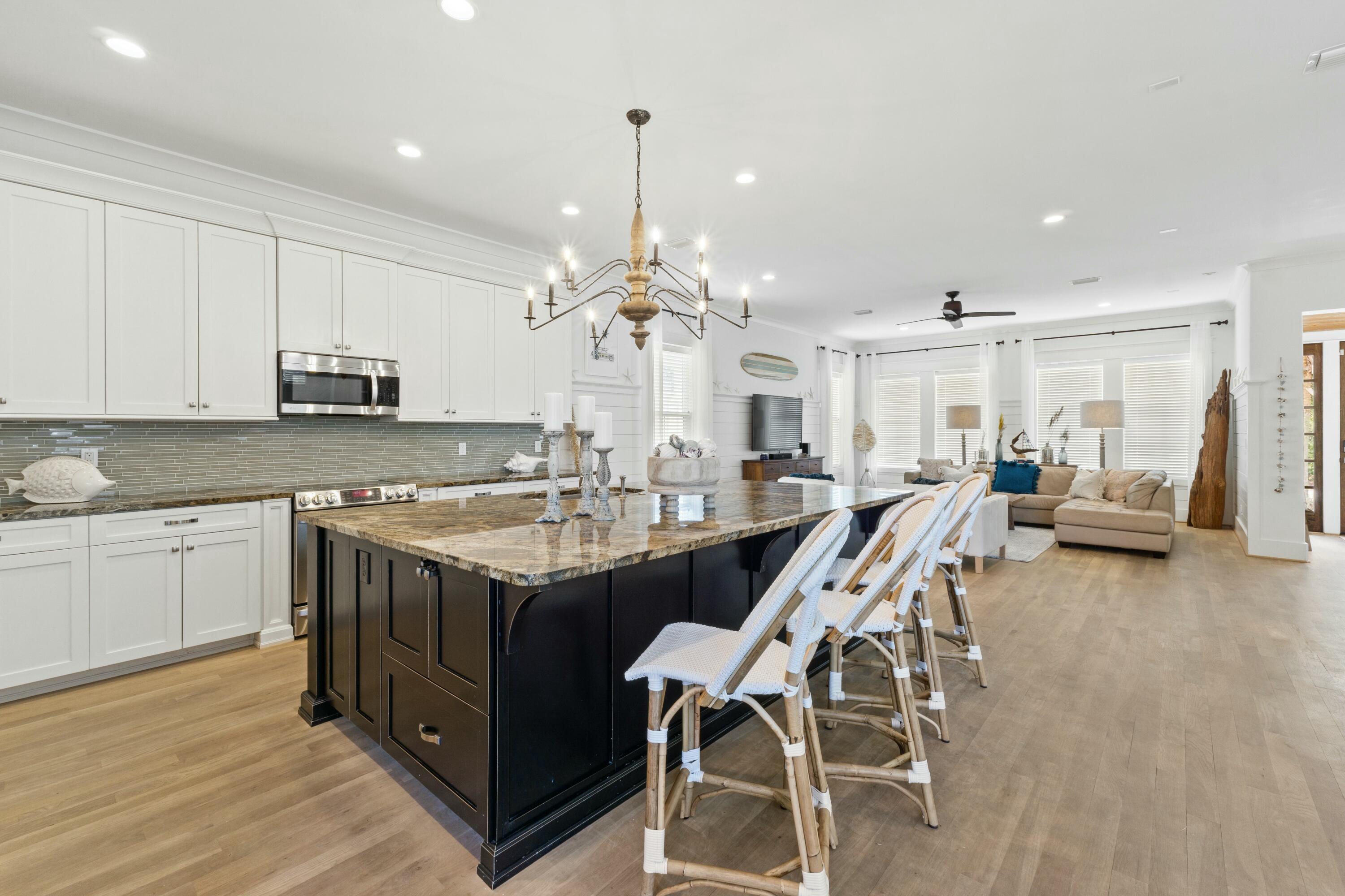 125 Gulfview Circle