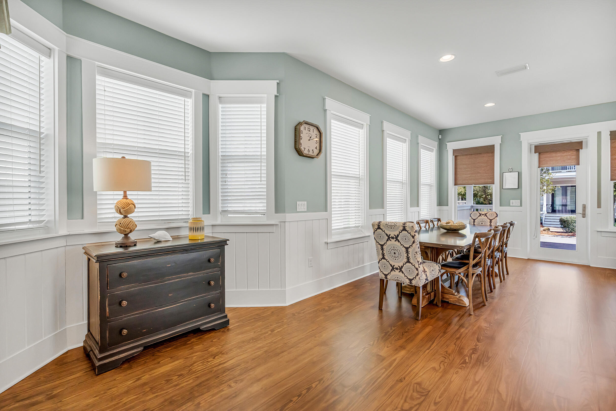 654 Flatwoods Forest Loop