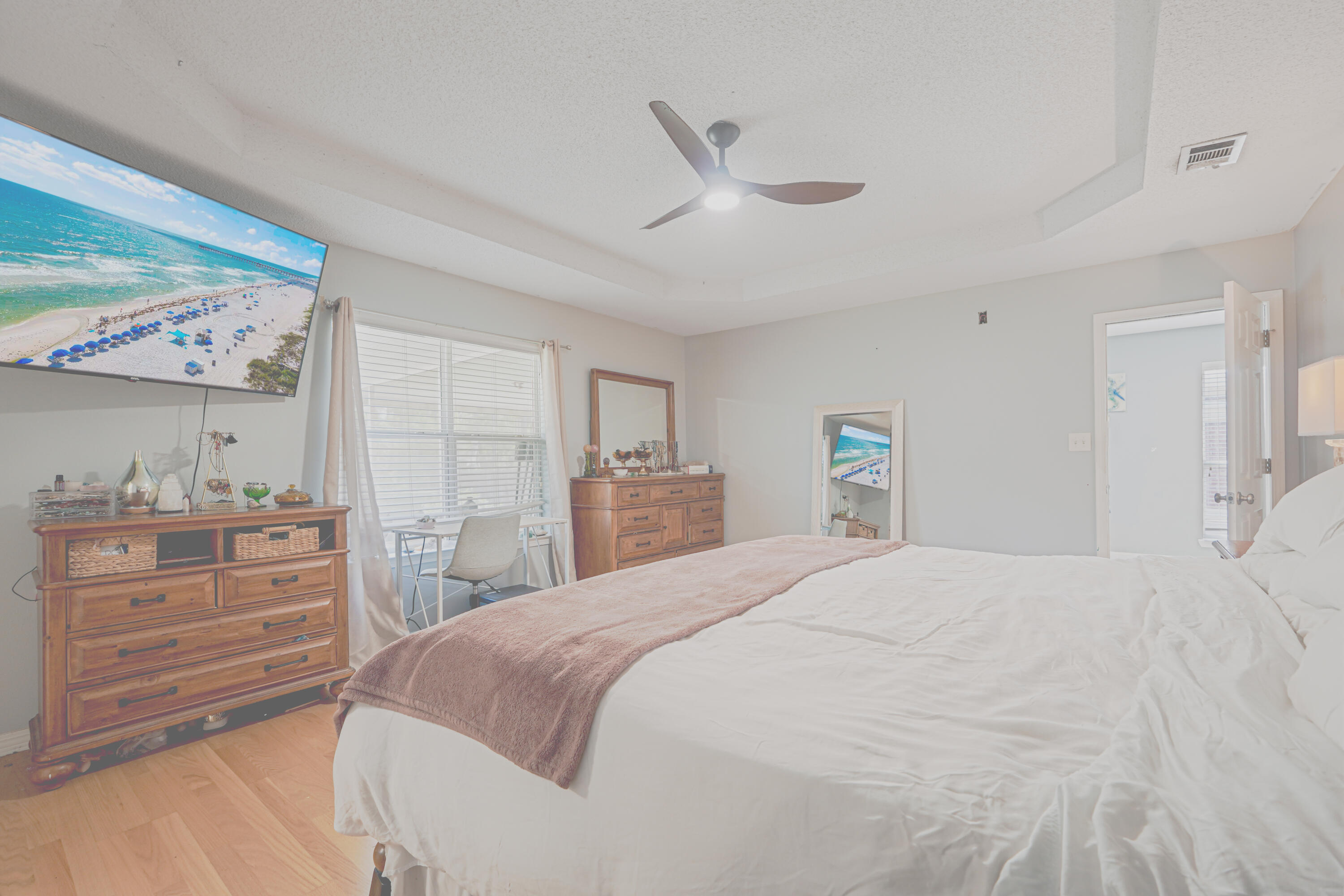 137 Flamingo Drive
