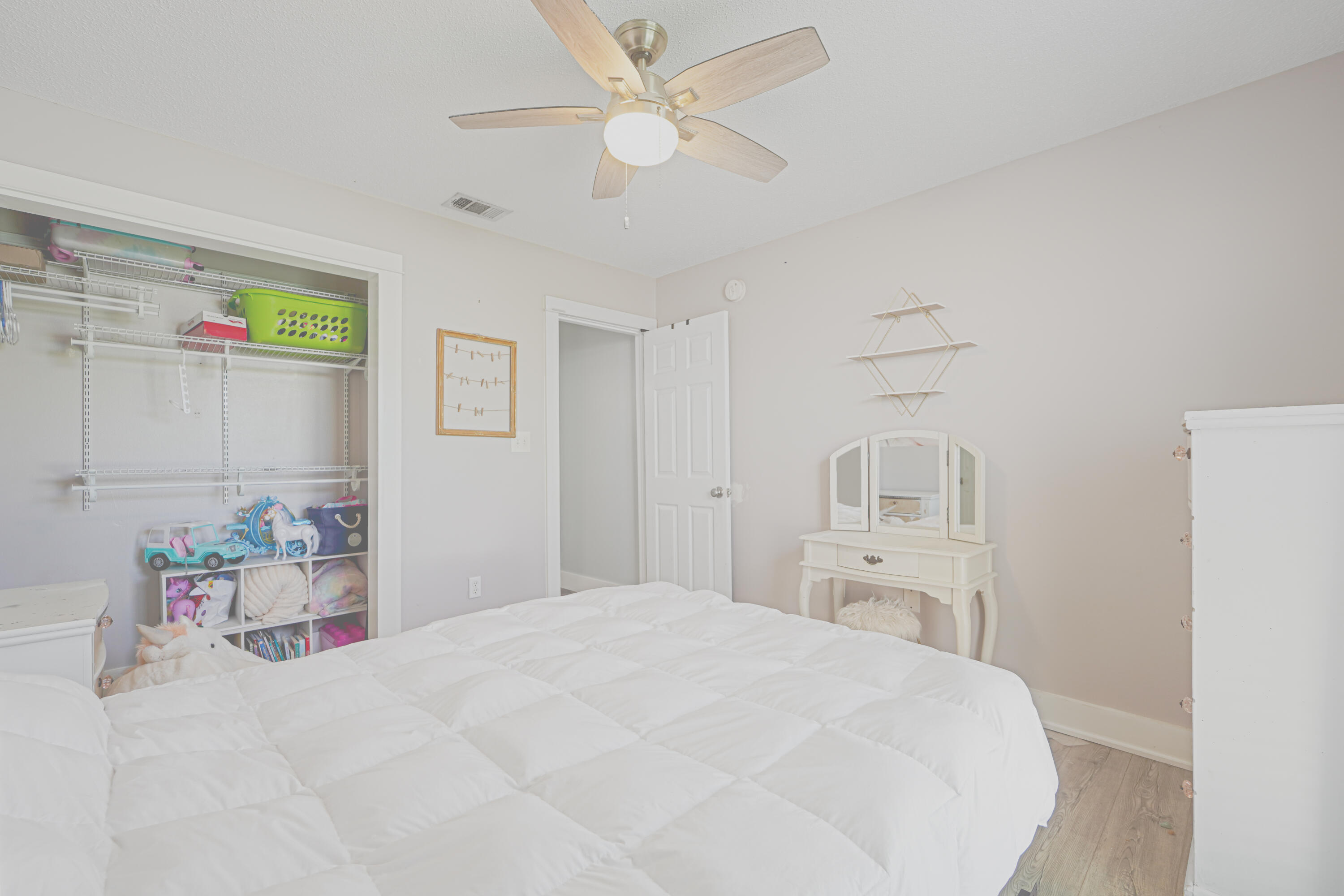 137 Flamingo Drive