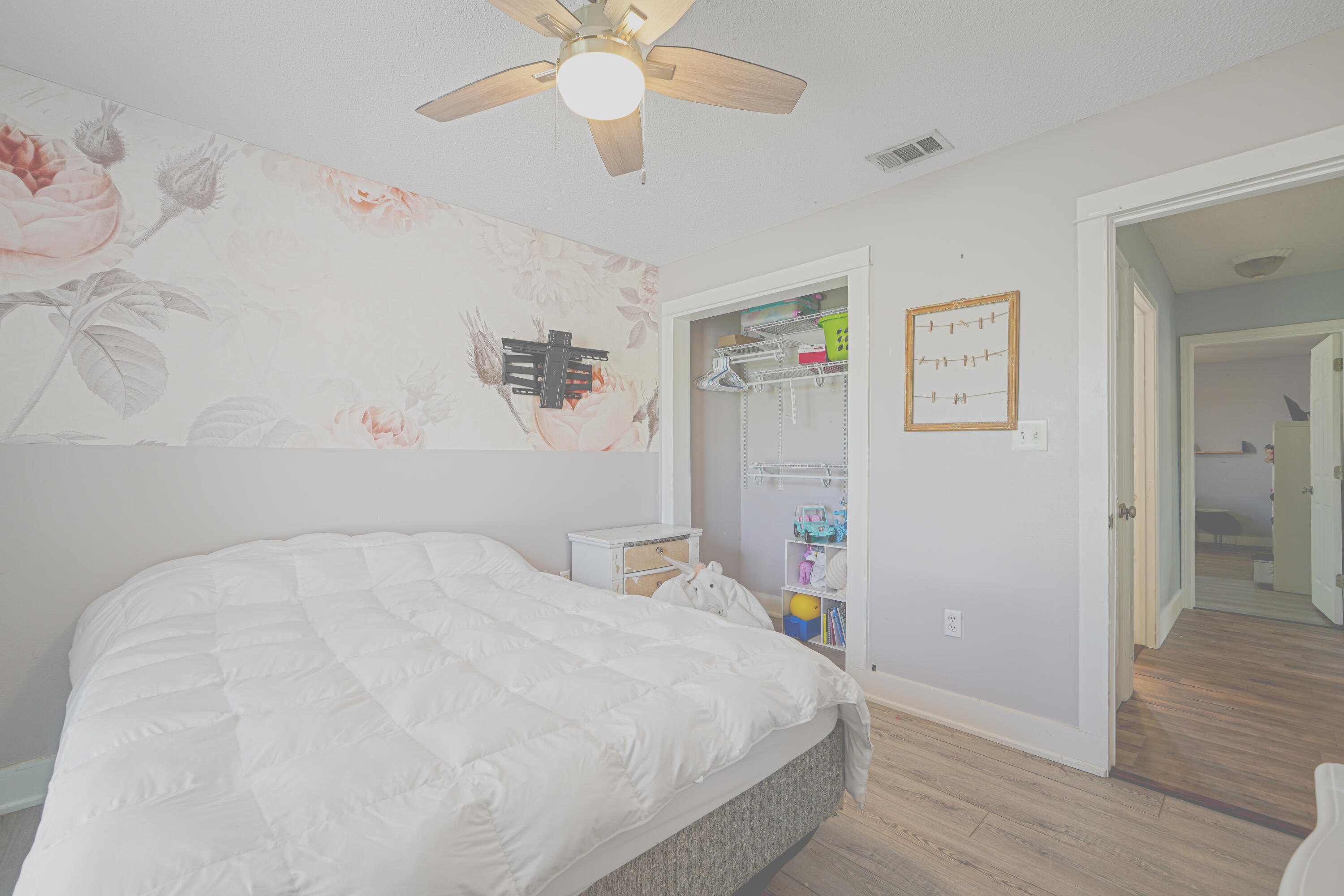 137 Flamingo Drive