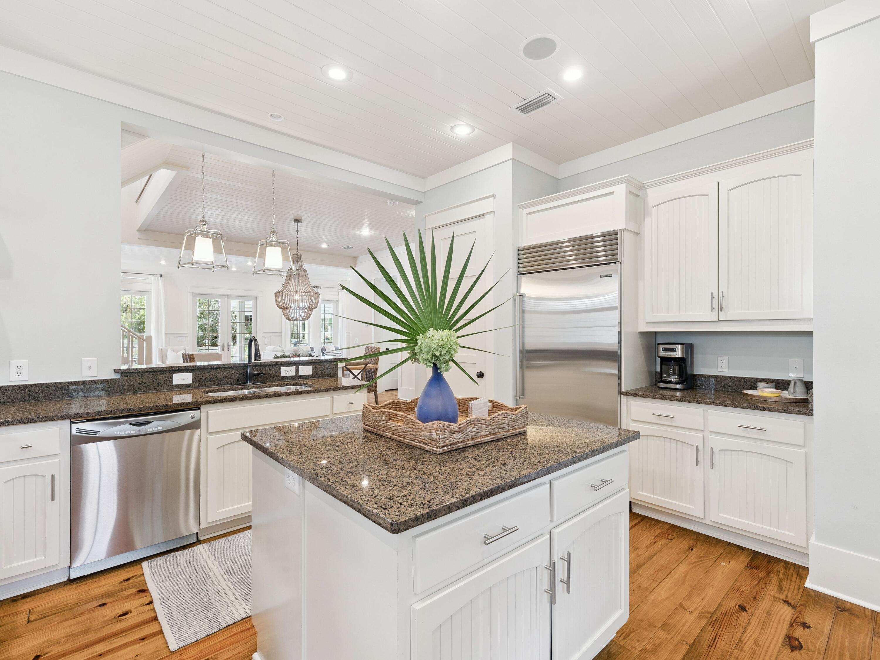 235 W Lake Forest Drive